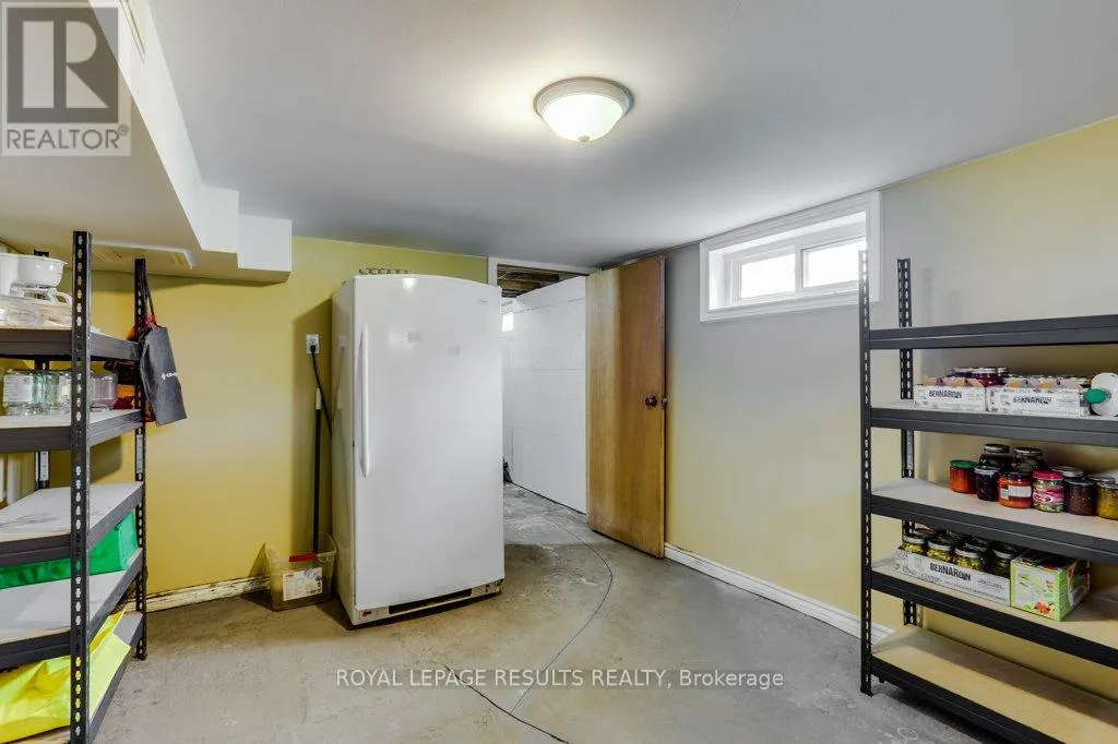 64 NORTH STREET E