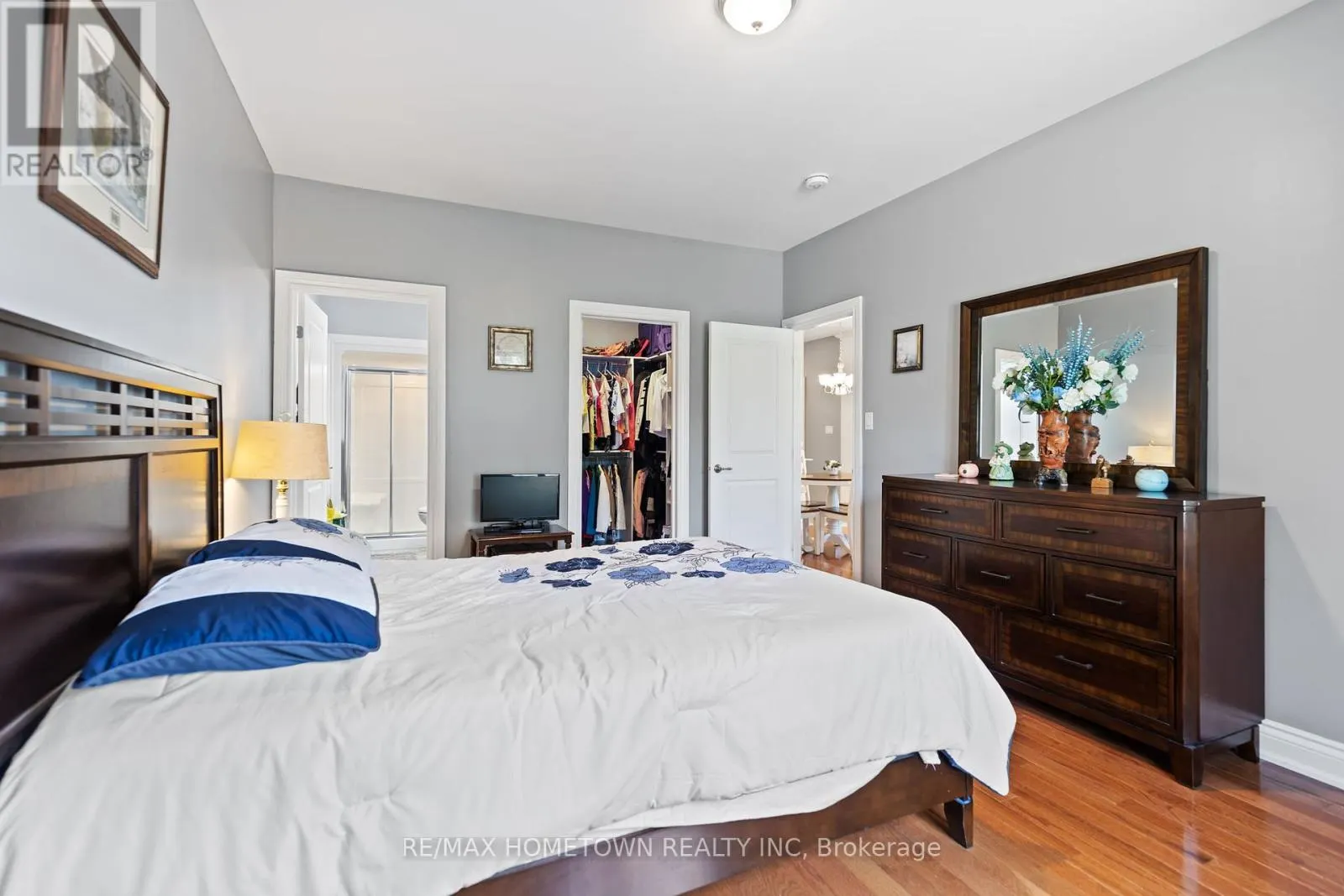 8 BILLINGS AVENUE W