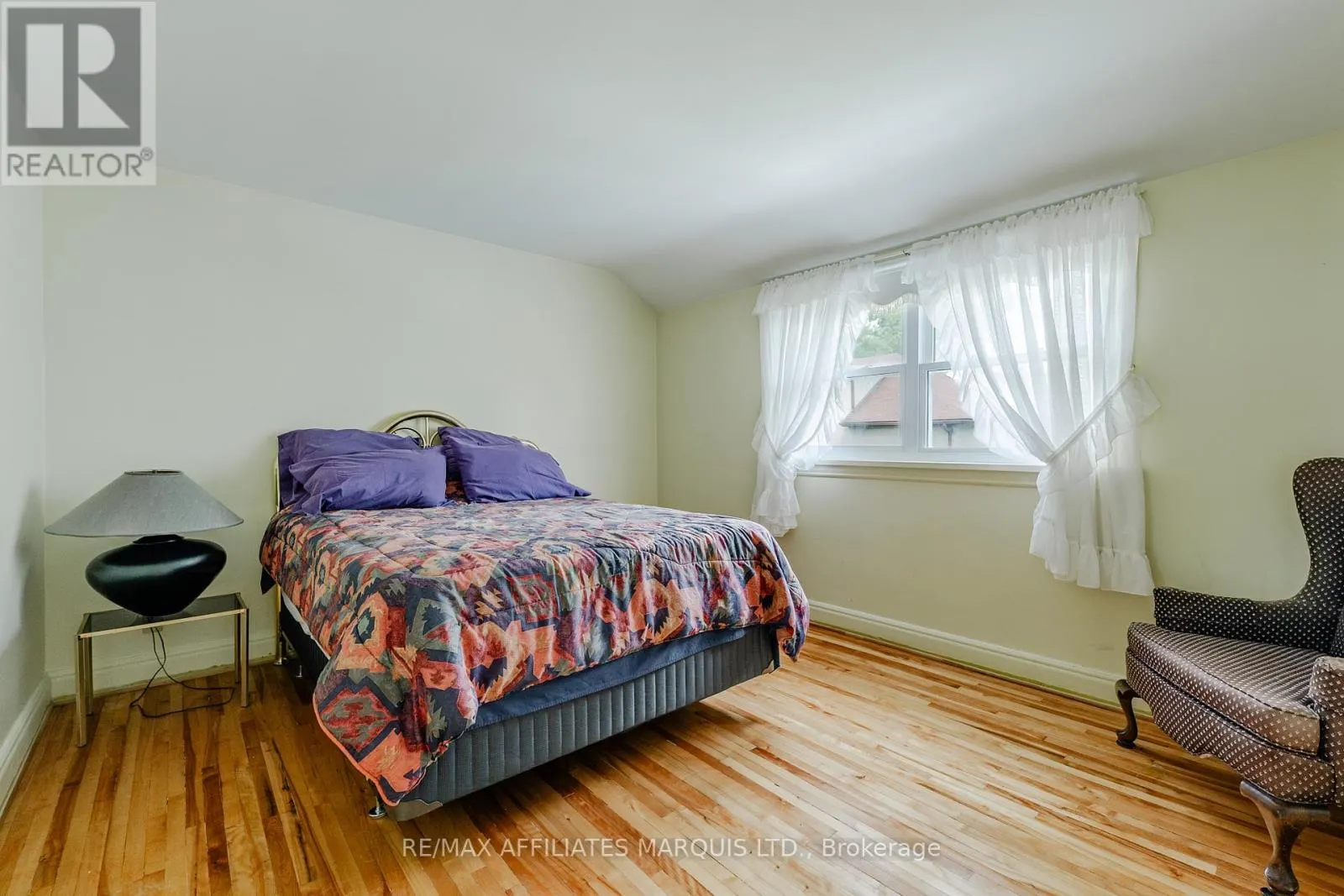 1702 MONTREAL ROAD