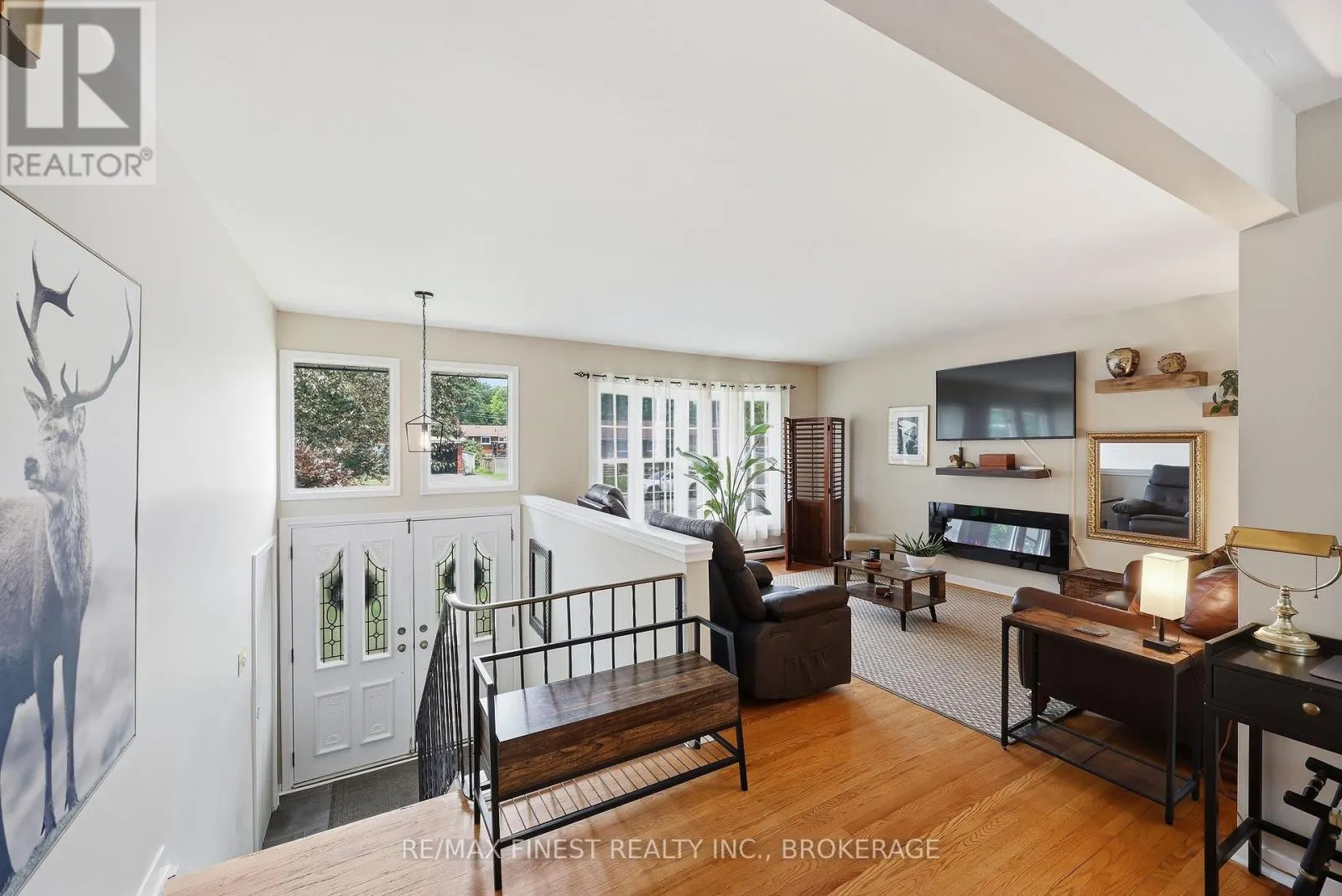 292 BRIDGE STREET W