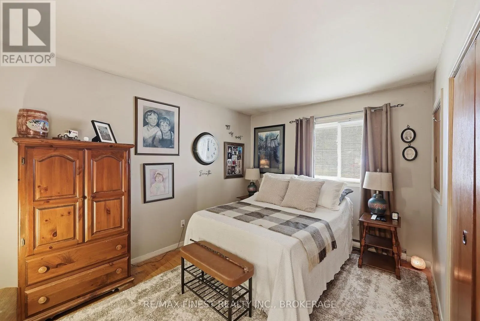 292 BRIDGE STREET W