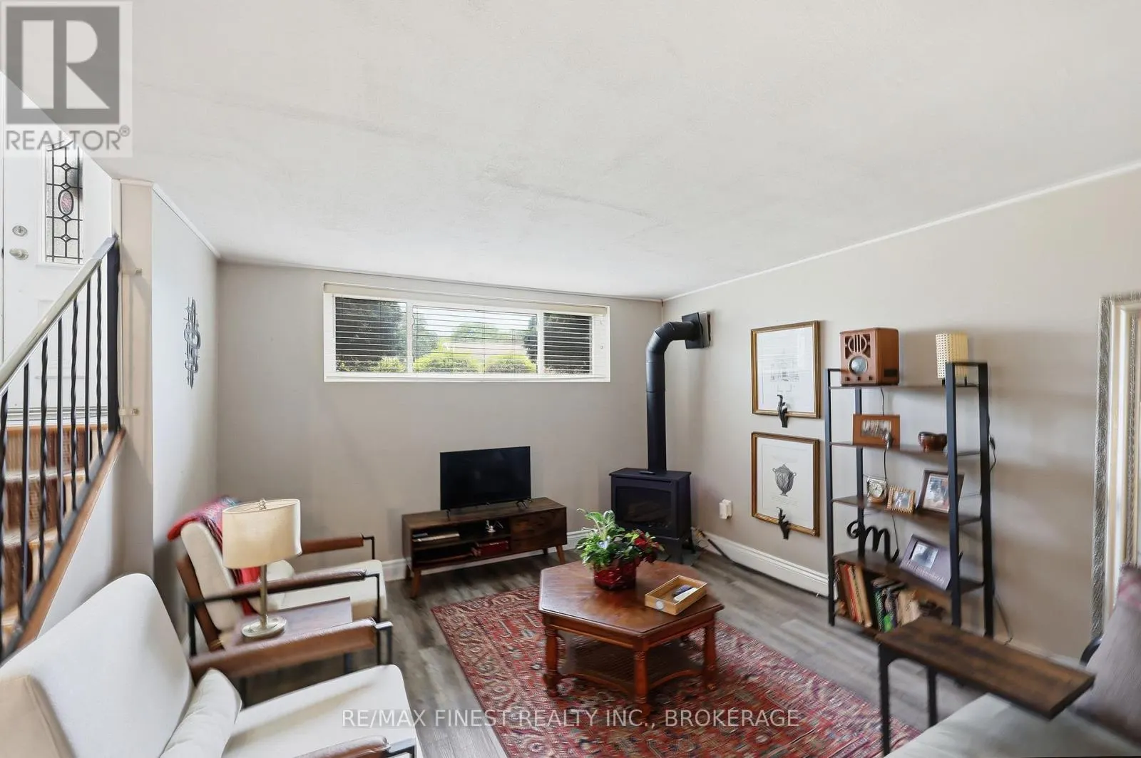 292 BRIDGE STREET W