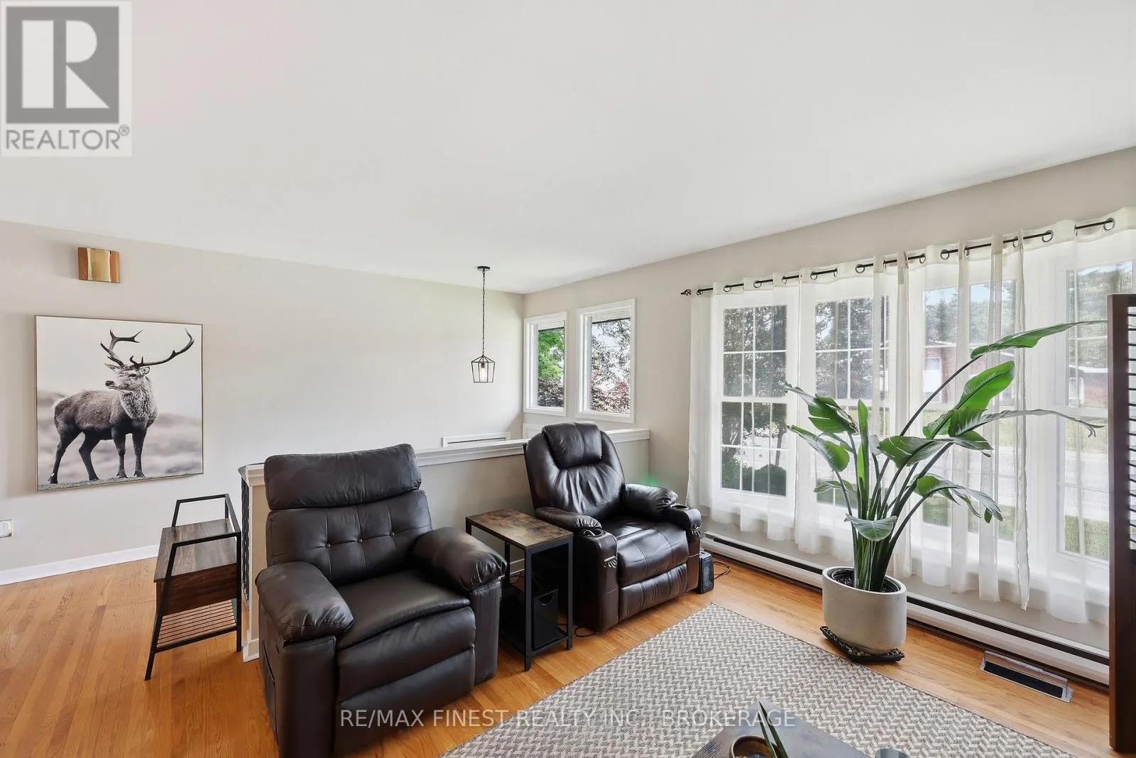 292 BRIDGE STREET W