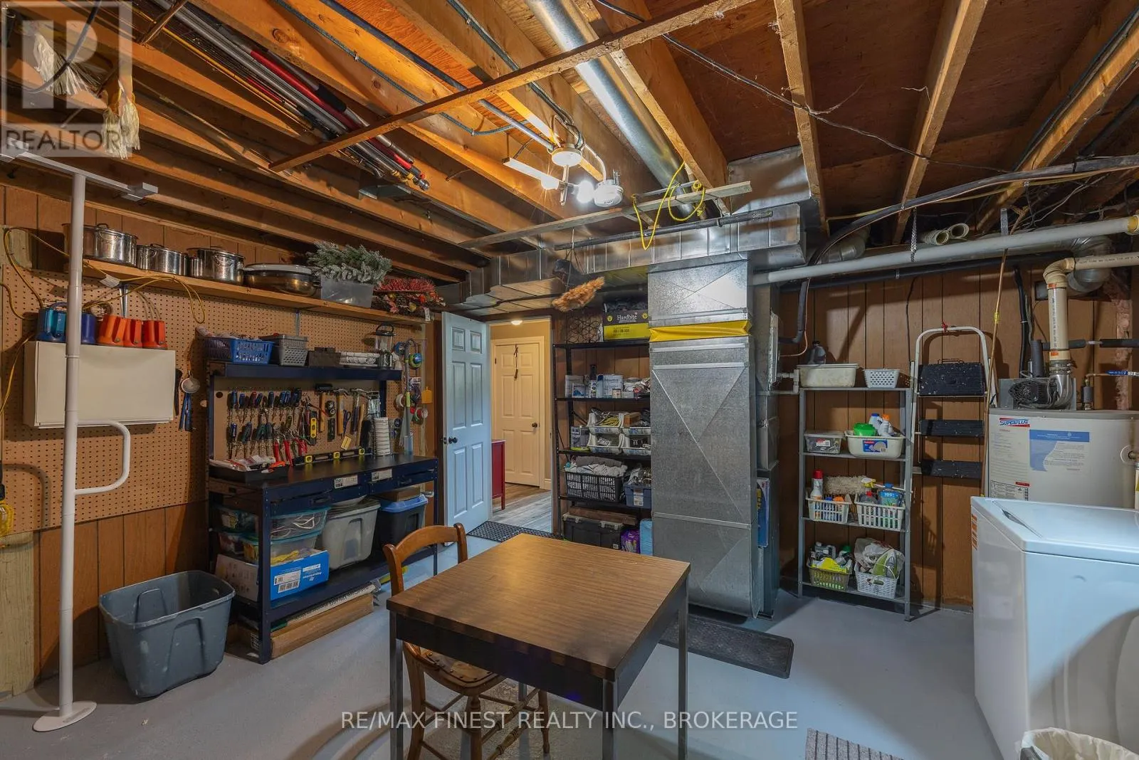 292 BRIDGE STREET W