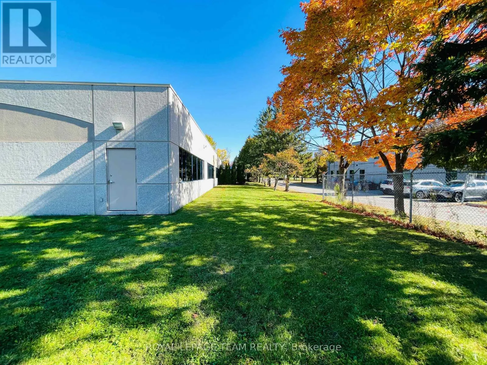 2490 DON REID DRIVE
