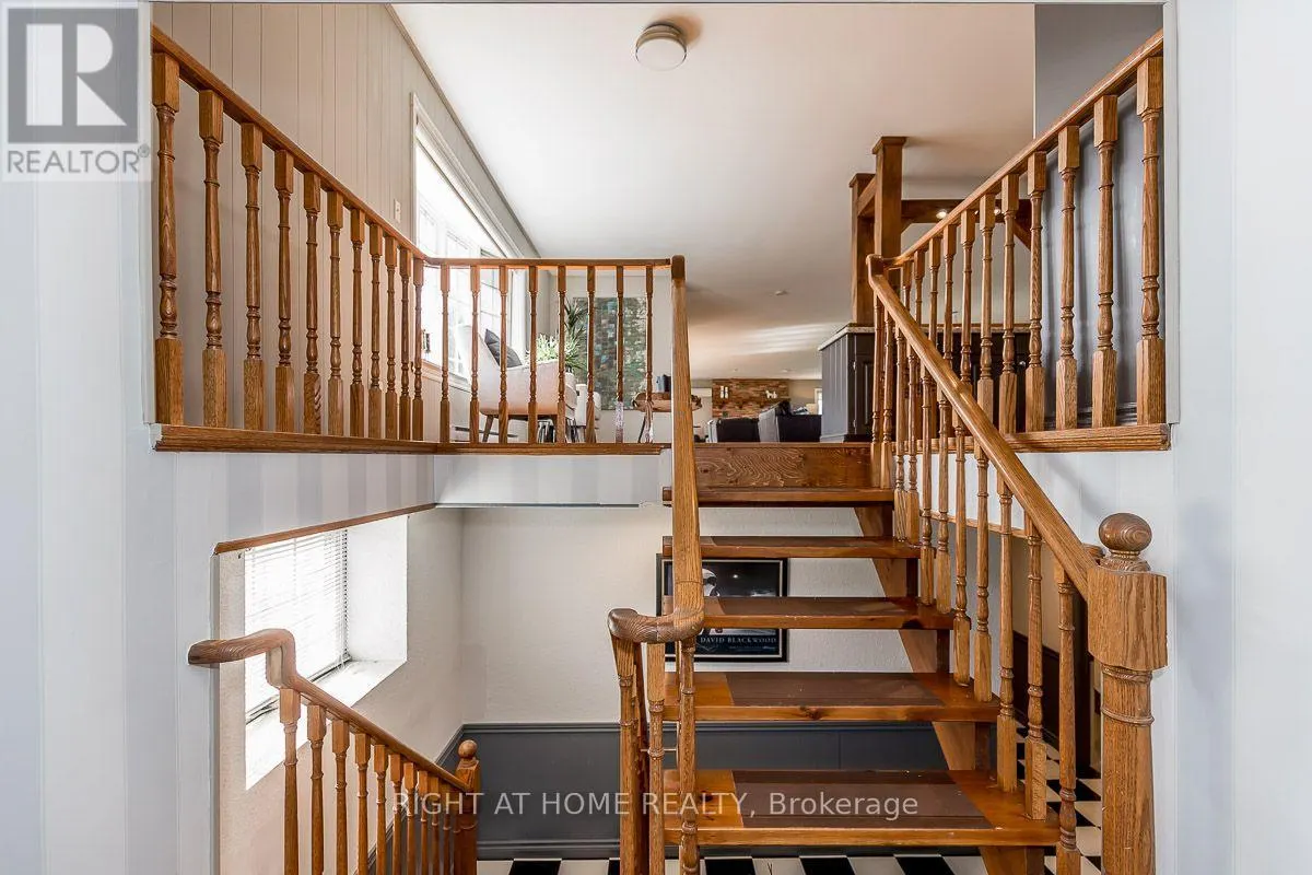 828350 MULMUR NOTTAWASAGA TOWNLINE