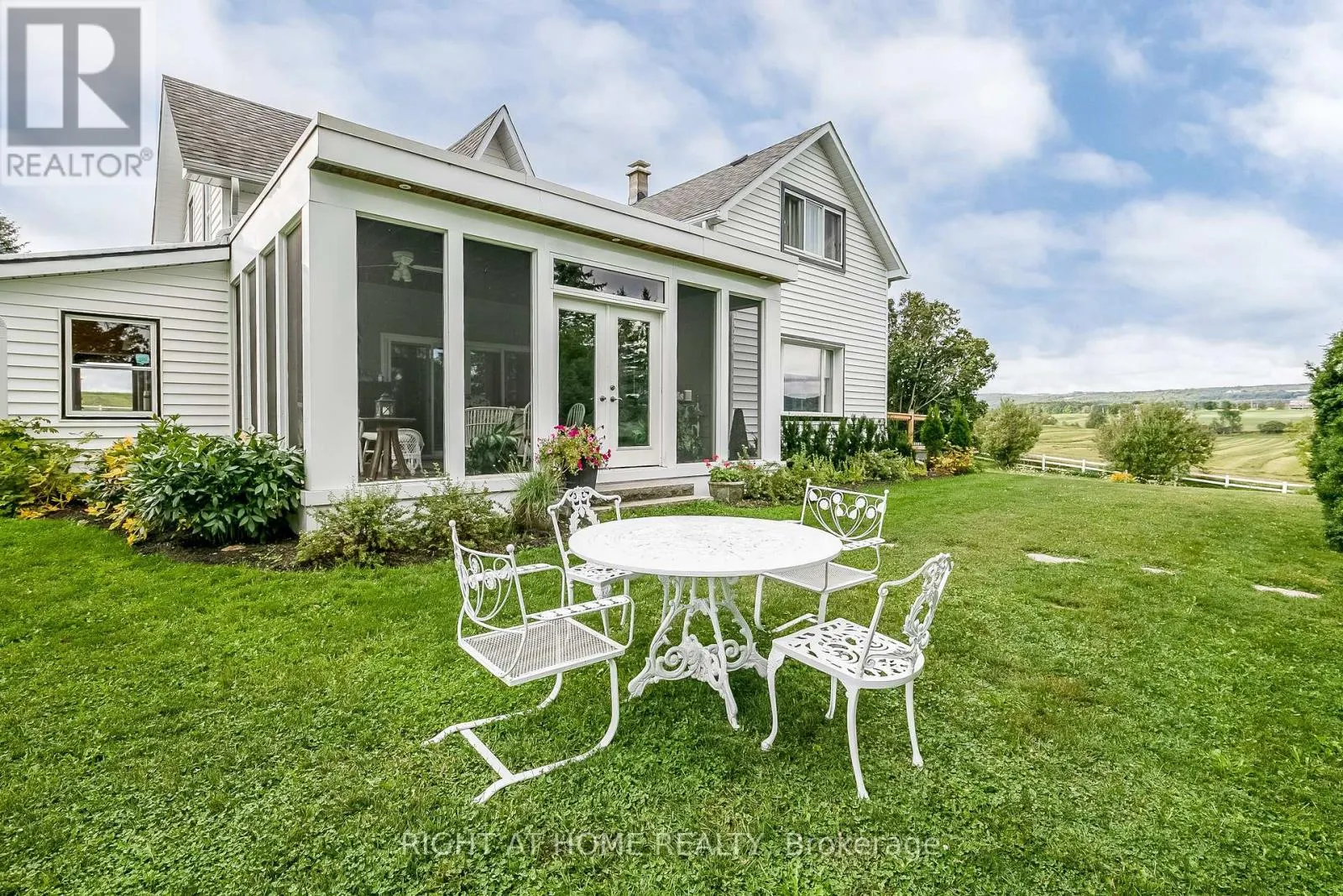 828350 MULMUR NOTTAWASAGA TOWNLINE
