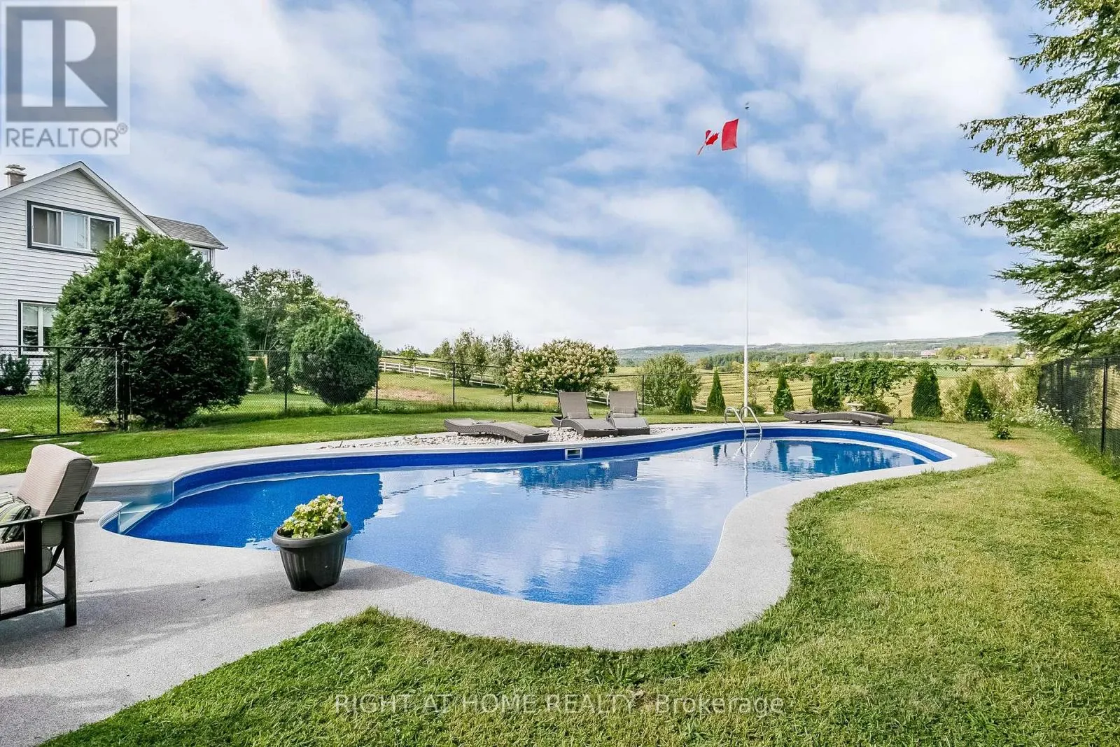 828350 MULMUR NOTTAWASAGA TOWNLINE