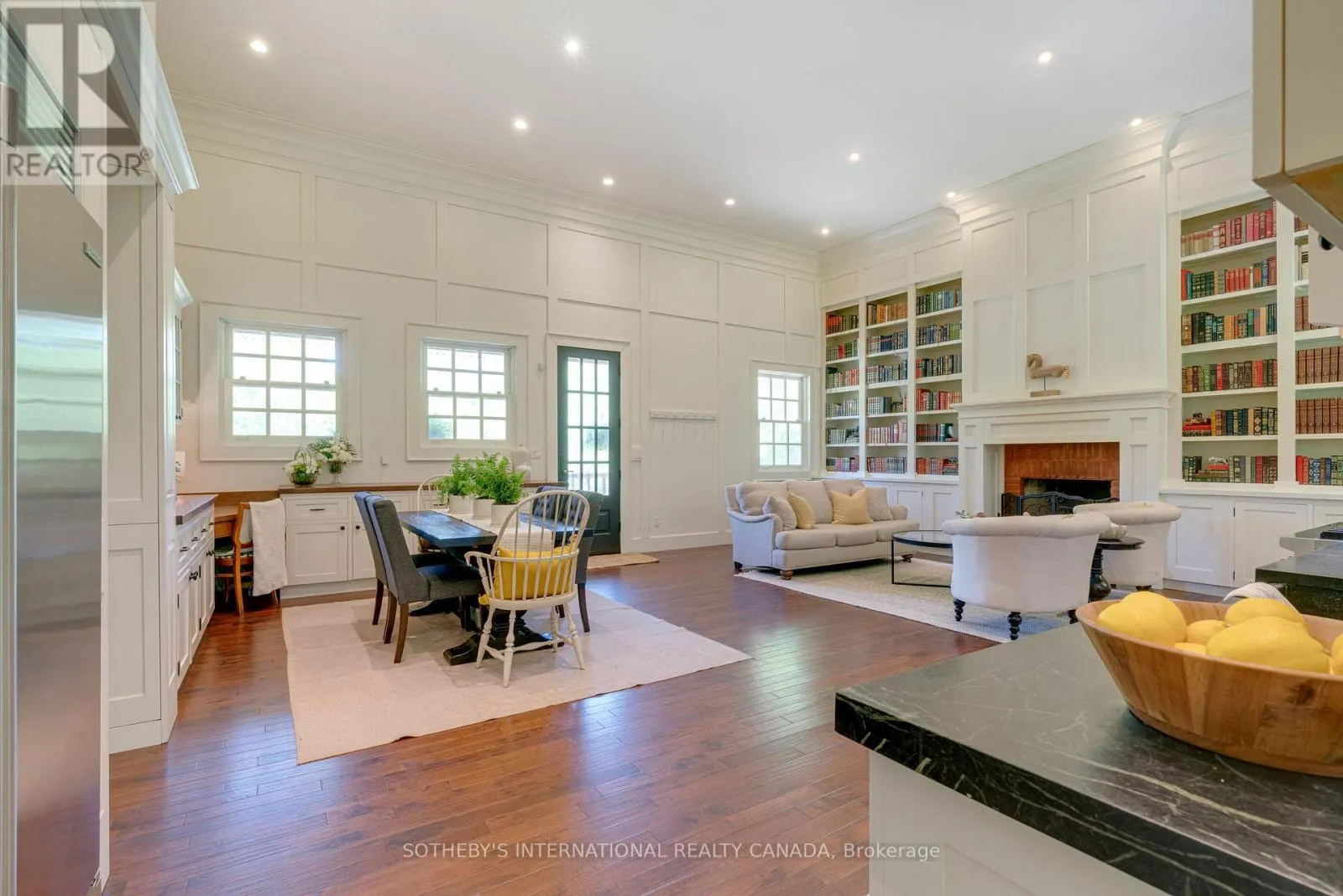 2877 MCSHERRY LANE