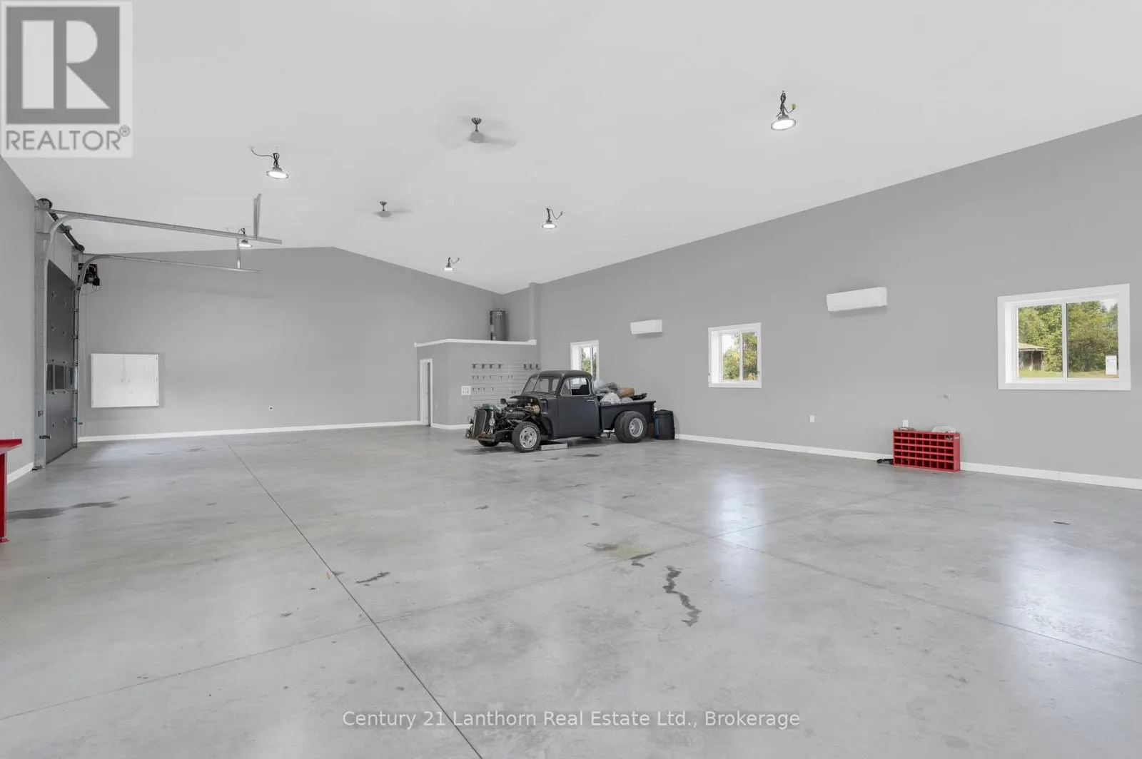 495 BARKER ROAD