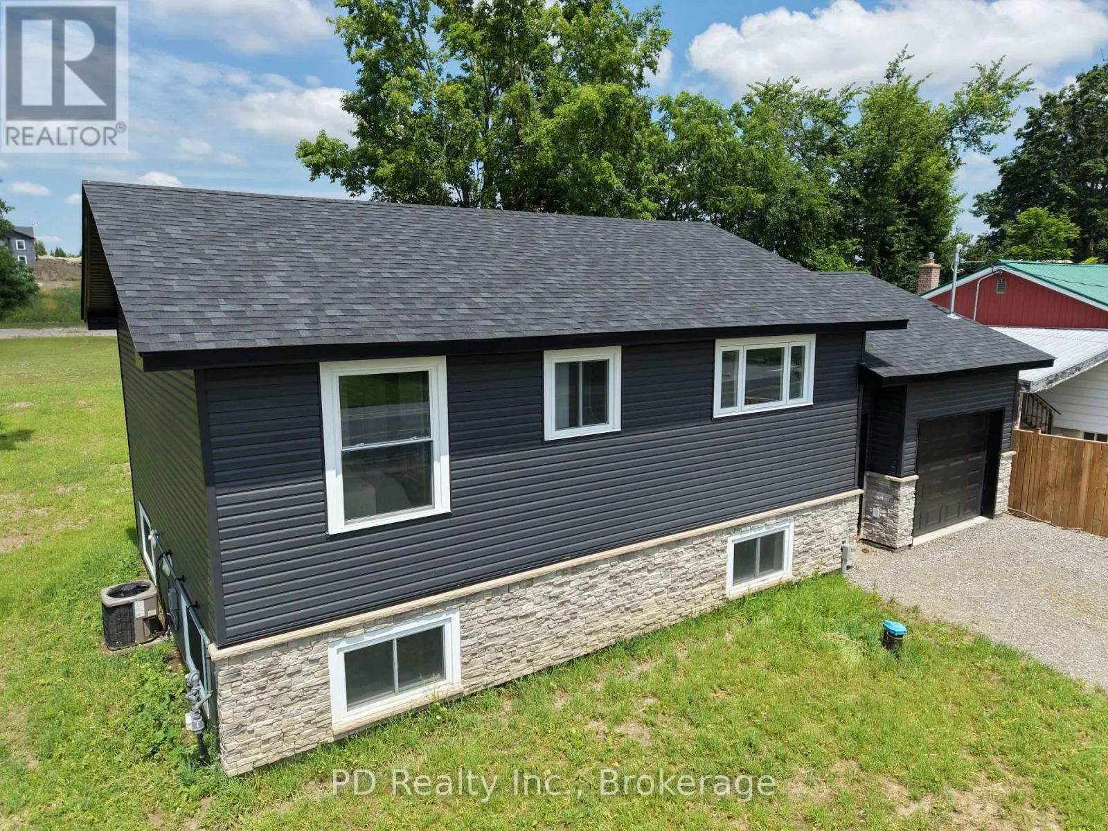 934 MOUNT PLEASANT ROAD