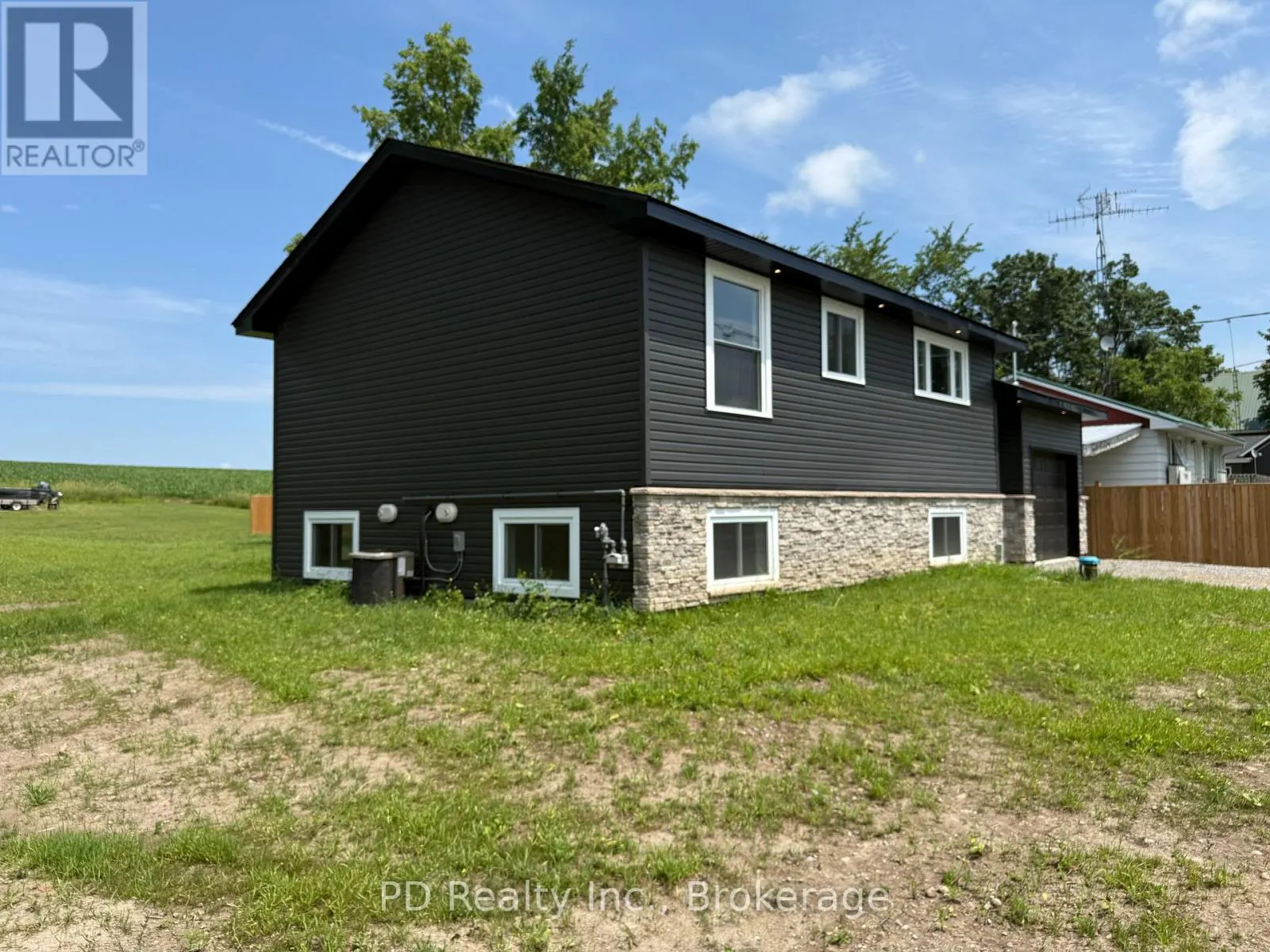 934 MOUNT PLEASANT ROAD