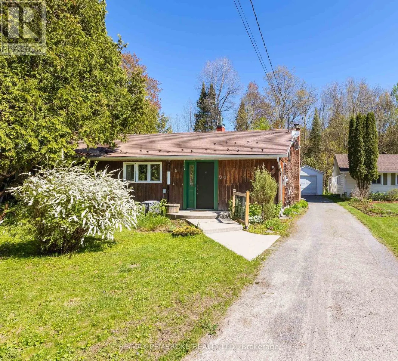 98 GLENDALE AVENUE