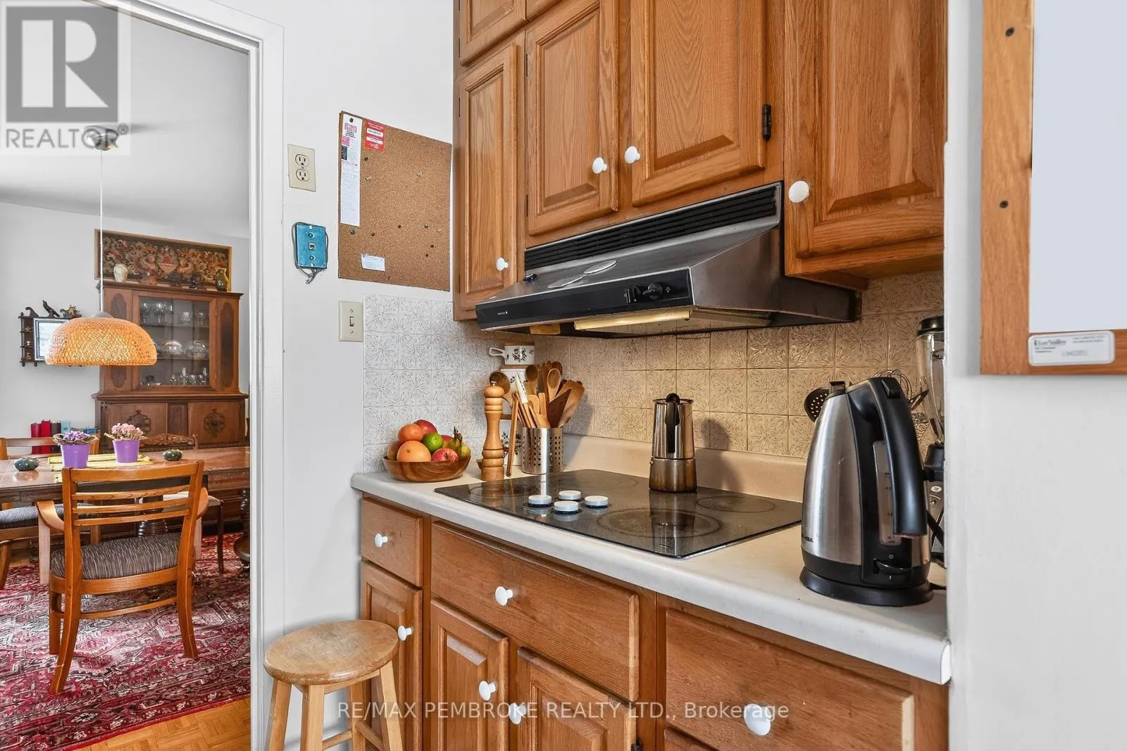 98 GLENDALE AVENUE