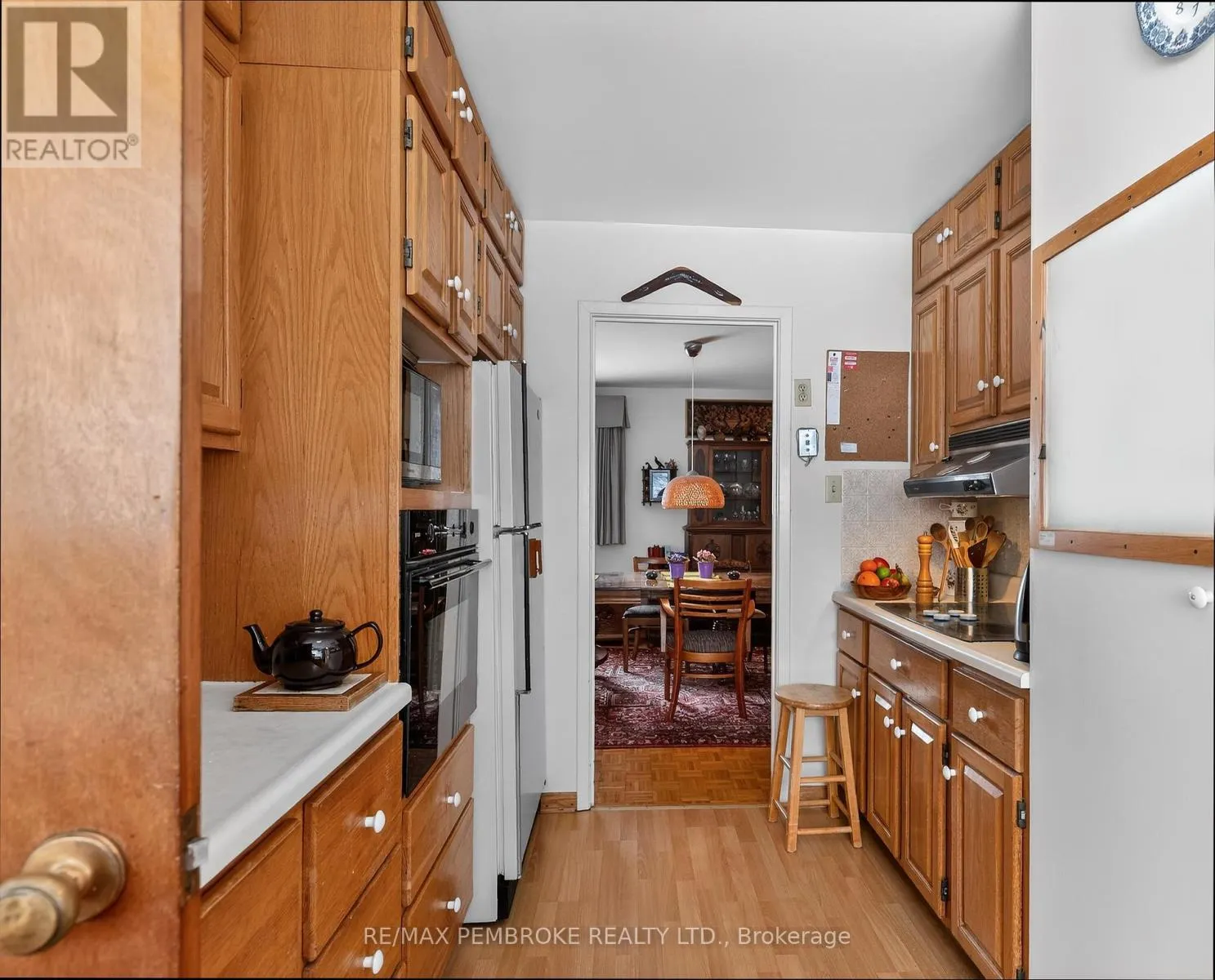98 GLENDALE AVENUE
