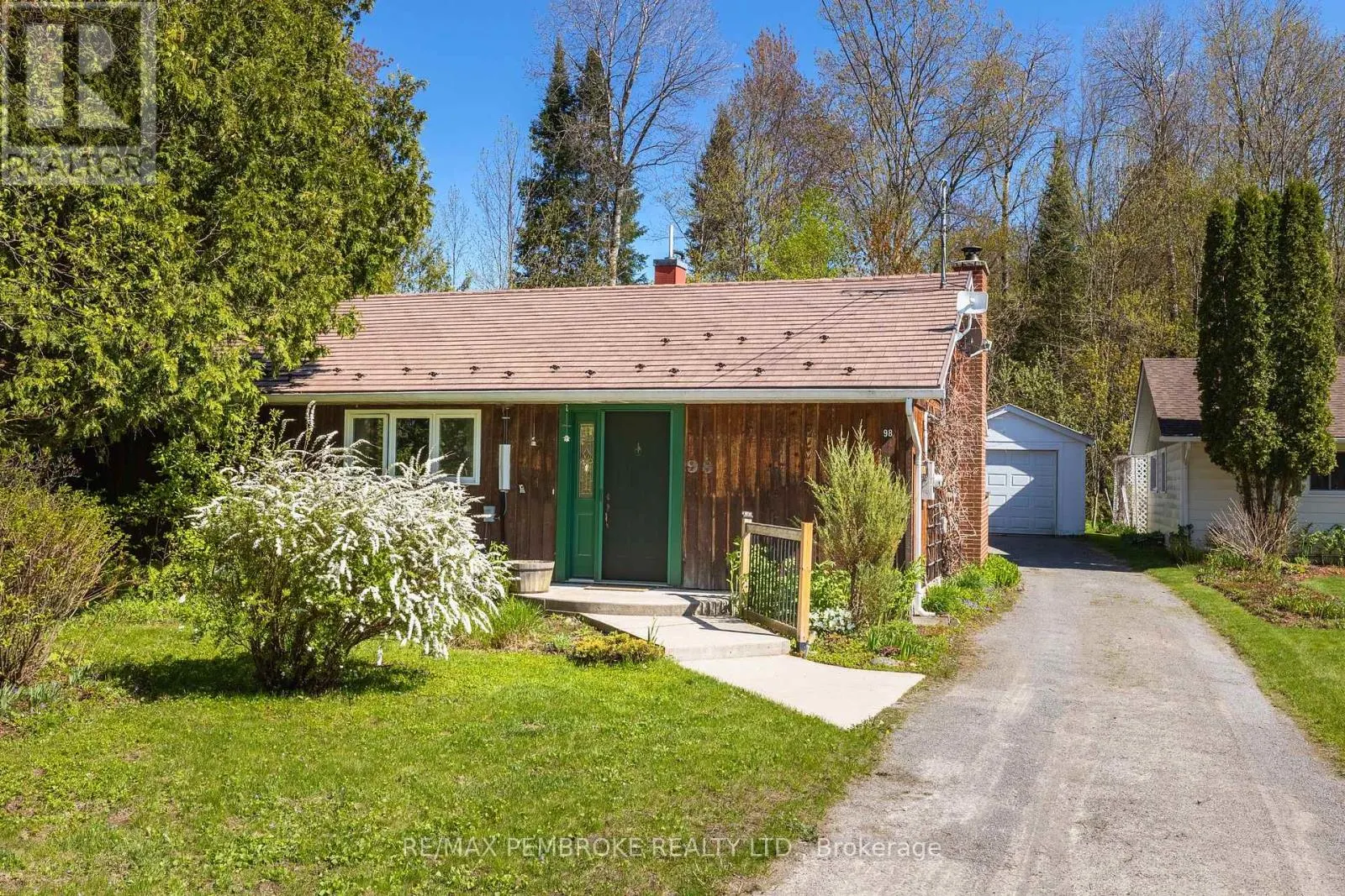 98 GLENDALE AVENUE