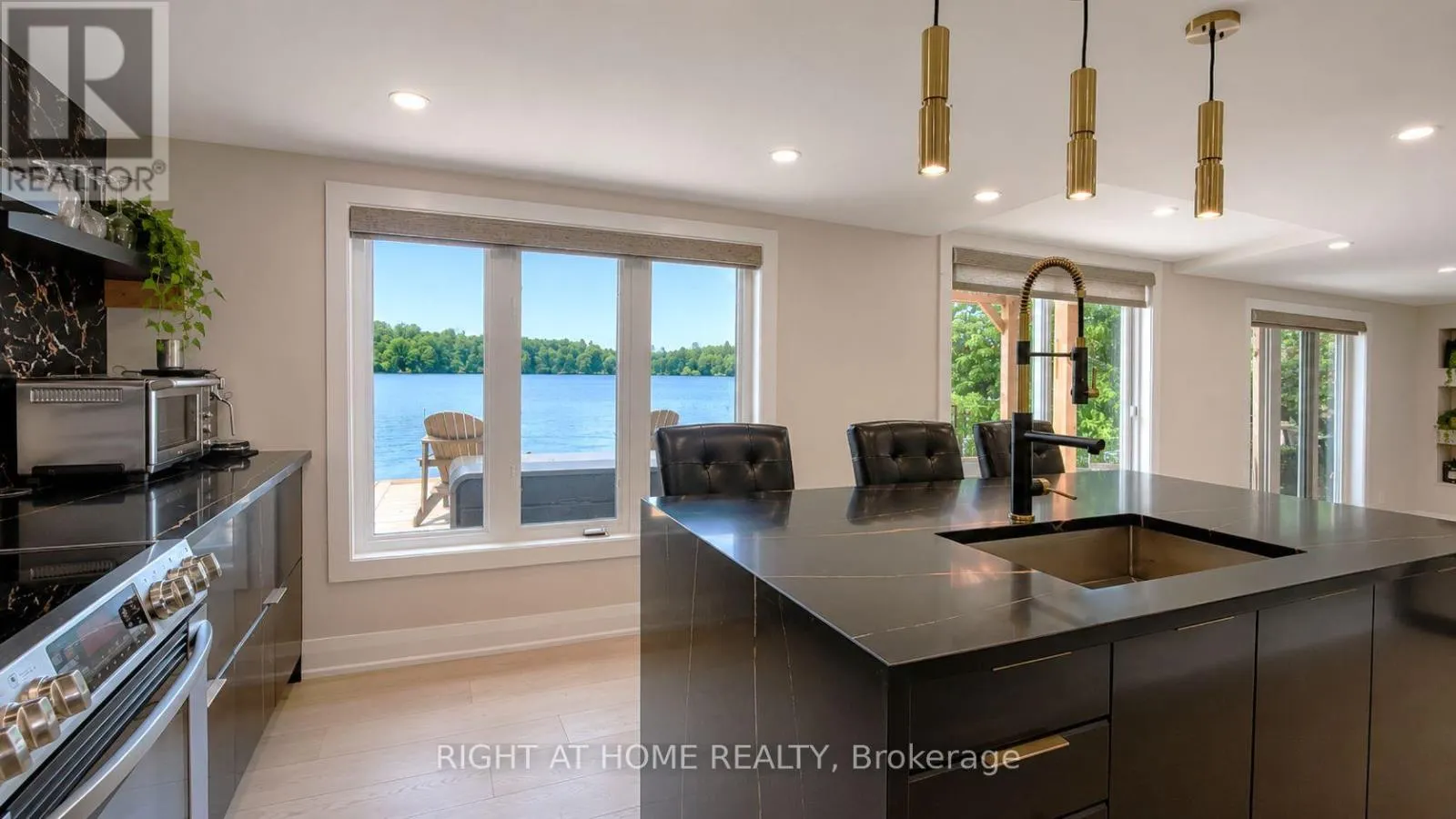 3858 RIDEAU RIVER ROAD