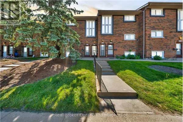 90 - 49 RHONDA ROAD