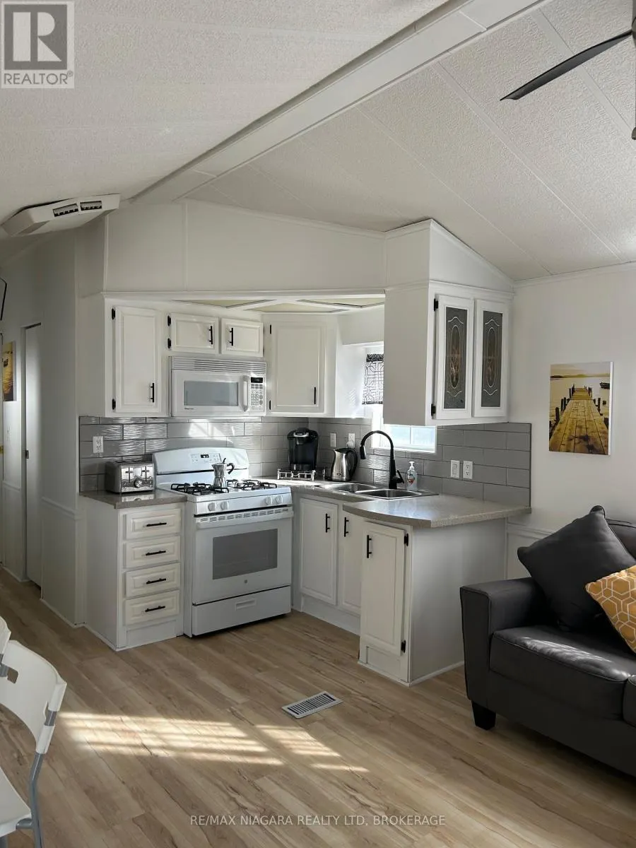 48 QUARRY VIEW VILLAGE