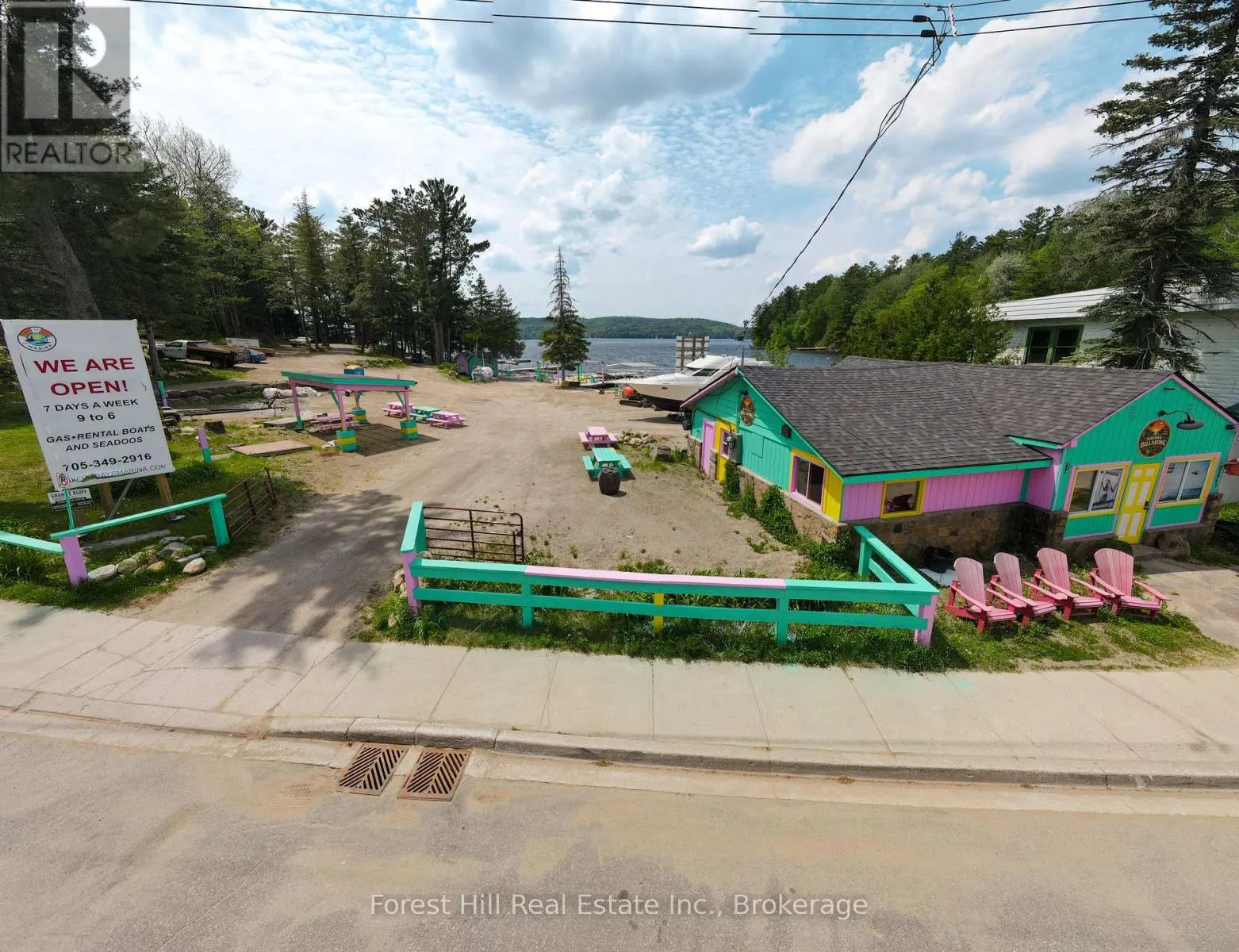 1092 MAIN STREET