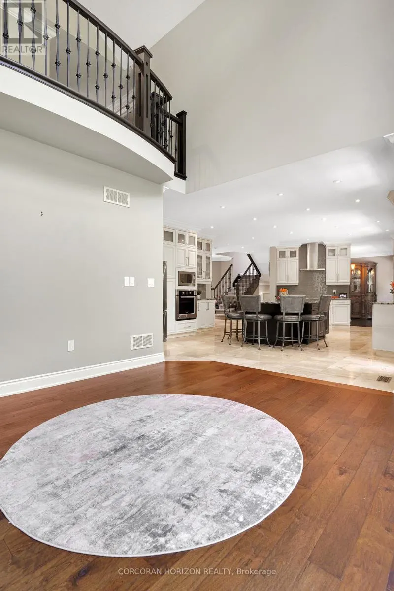 8 - 258 EDGEWATER CRESCENT
