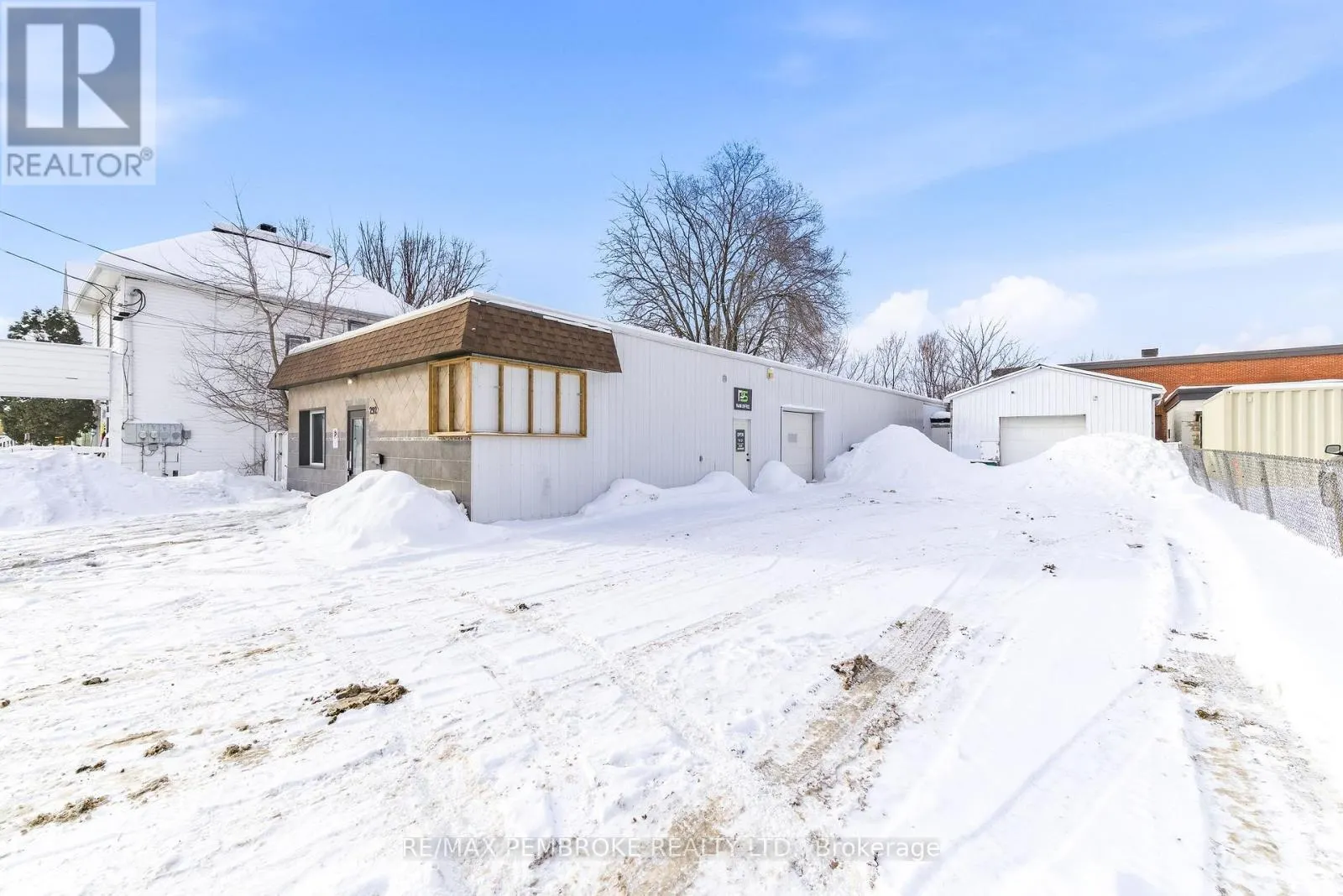 292 TRAFALGAR ROAD