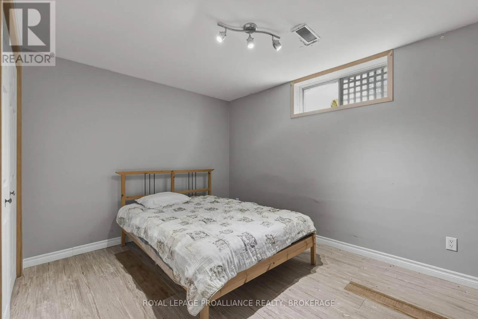 706 SPITHEAD ROAD