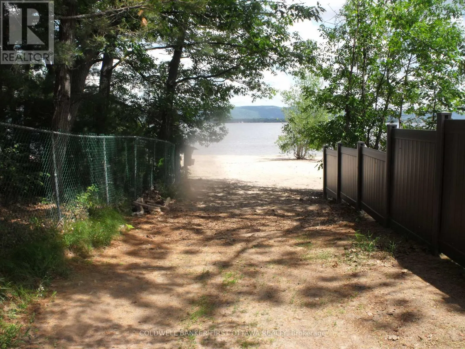 123 BAYVIEW DRIVE