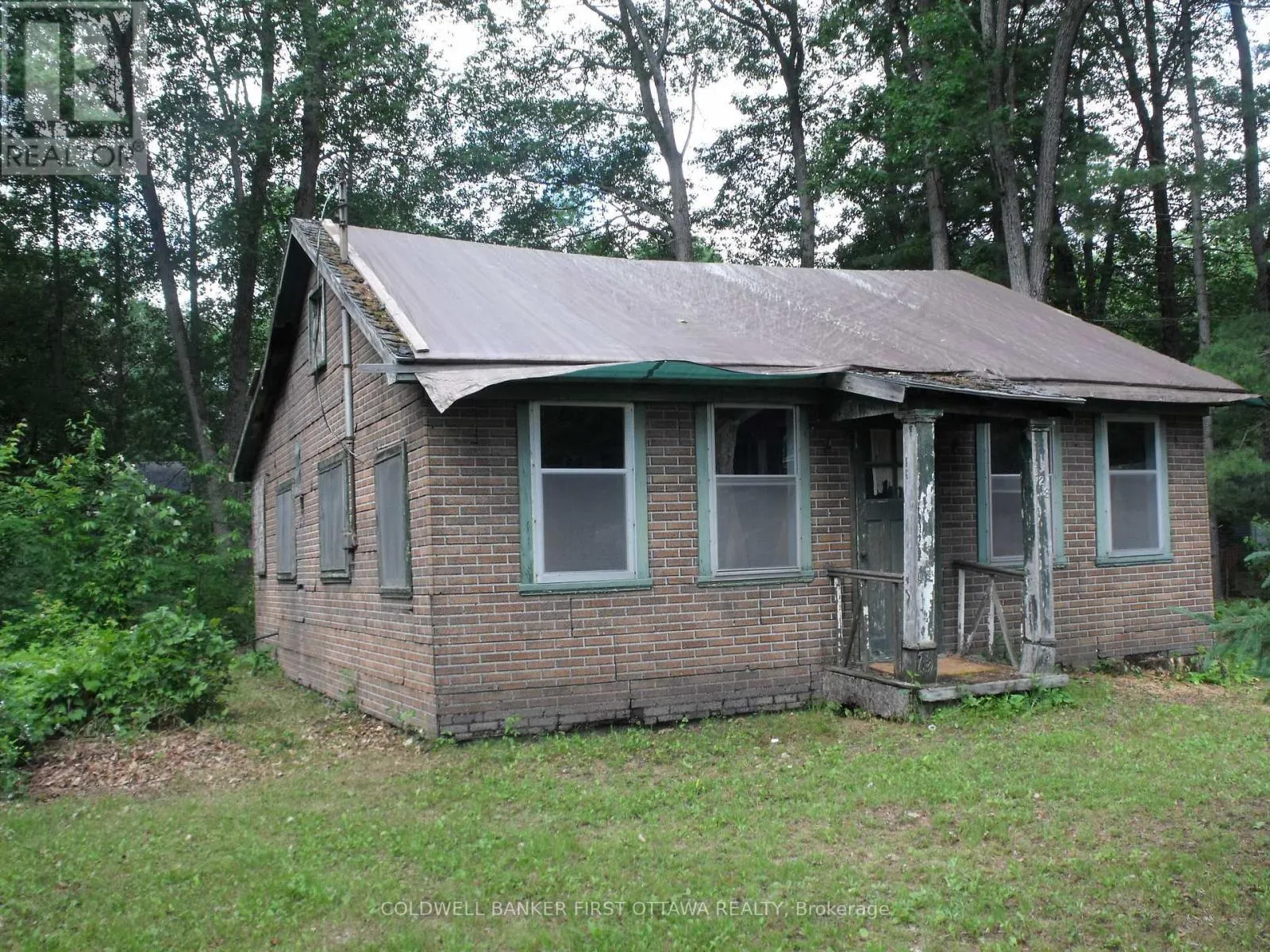 123 BAYVIEW DRIVE