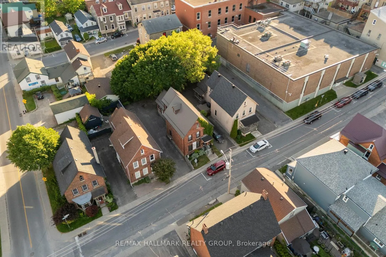 32 ST. ANDREW STREET