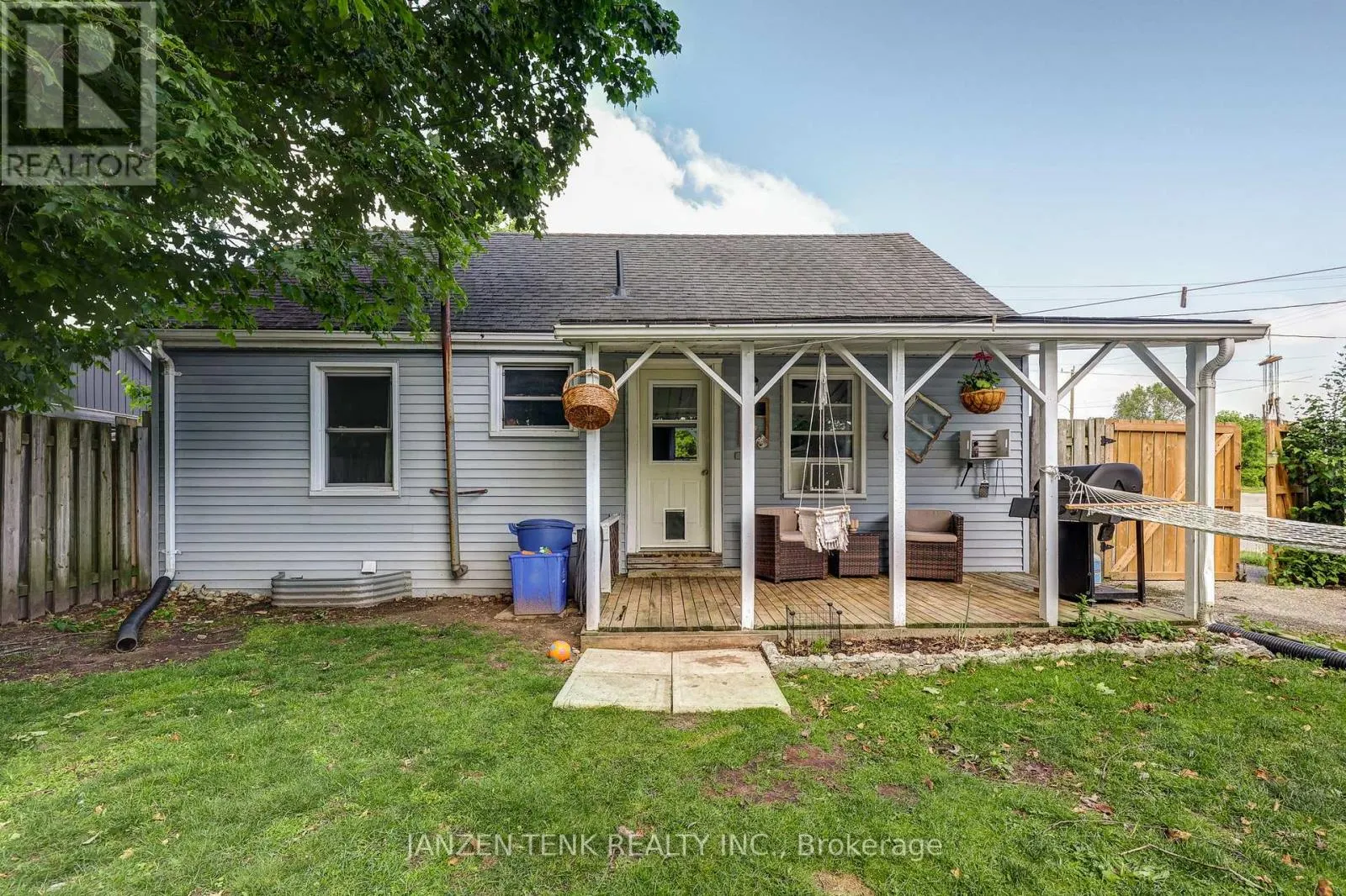 136 KING STREET