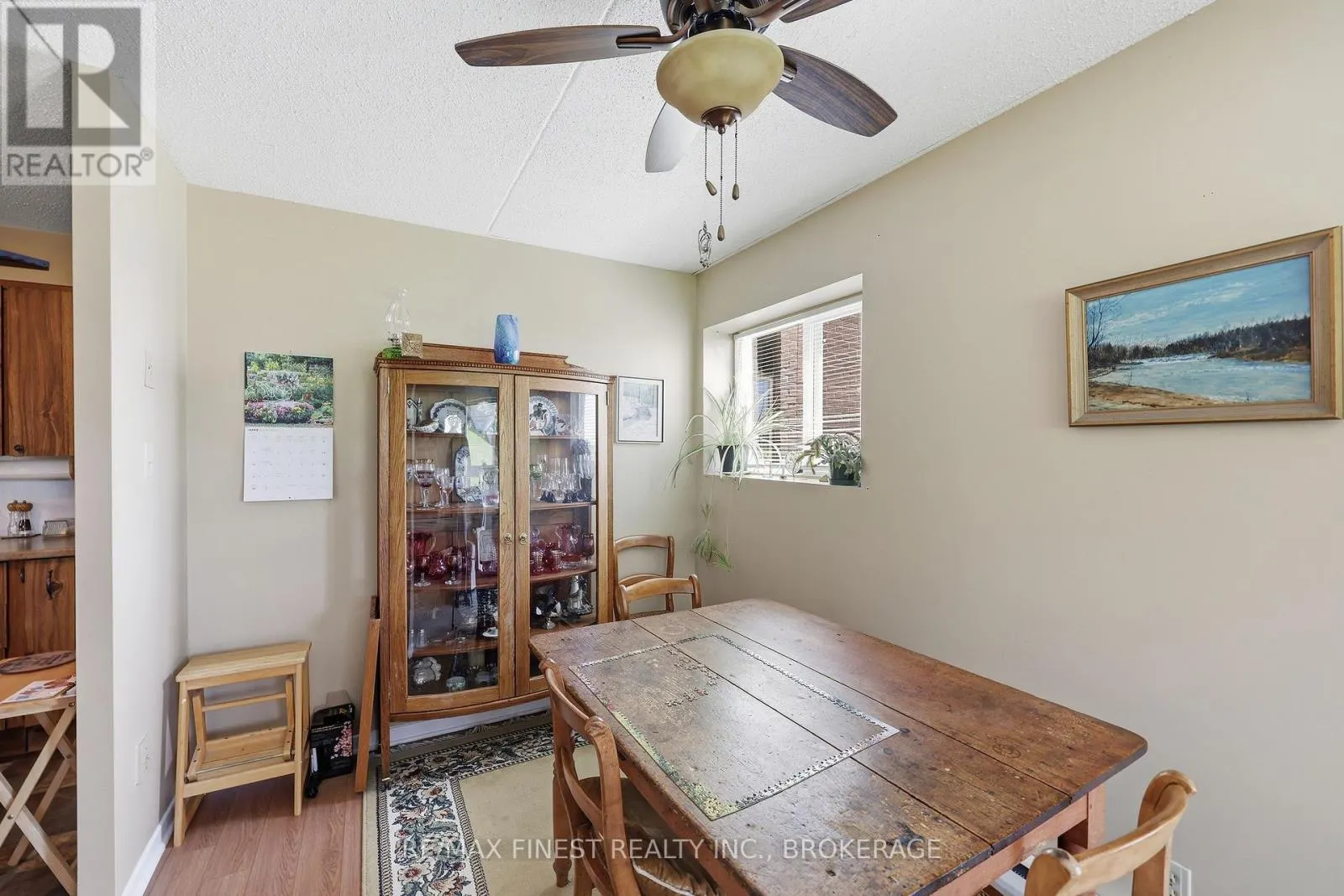 101 - 610 WILLIAM STREET S #101