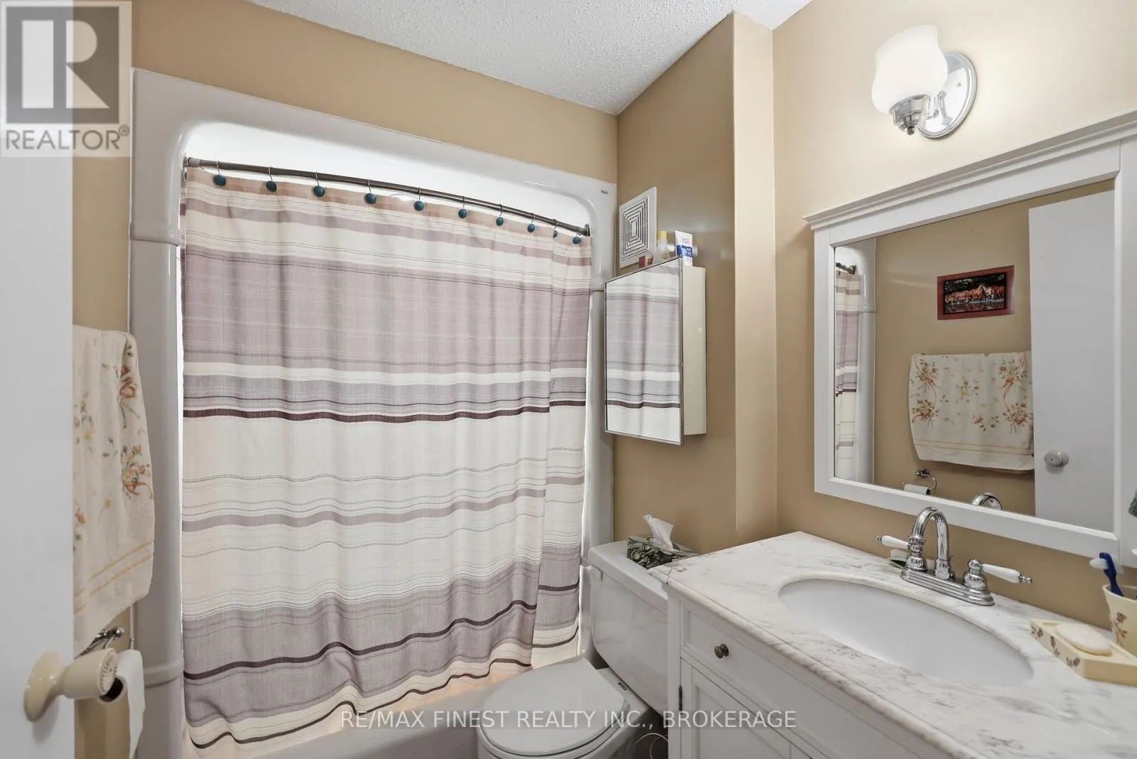 101 - 610 WILLIAM STREET S #101