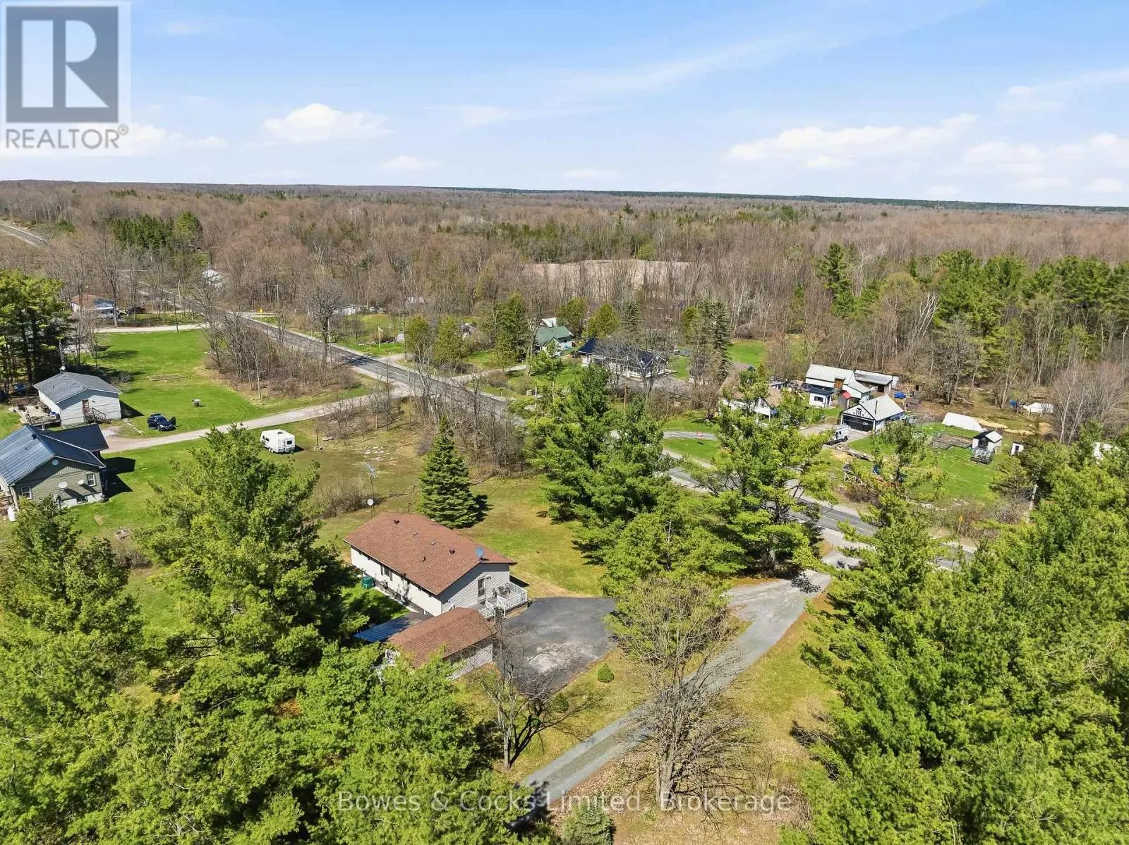 1044 COUNTY ROAD 40