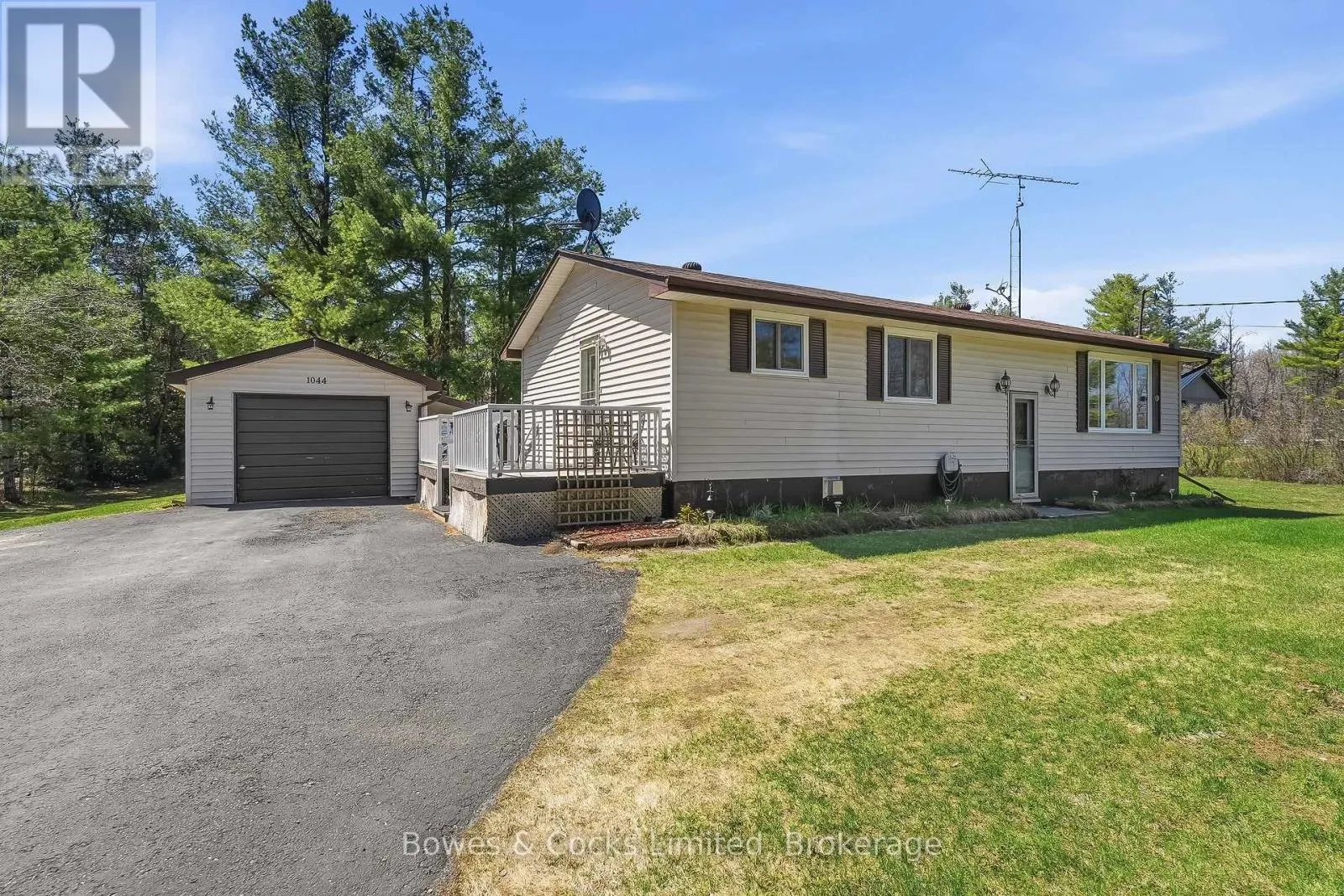 1044 COUNTY ROAD 40