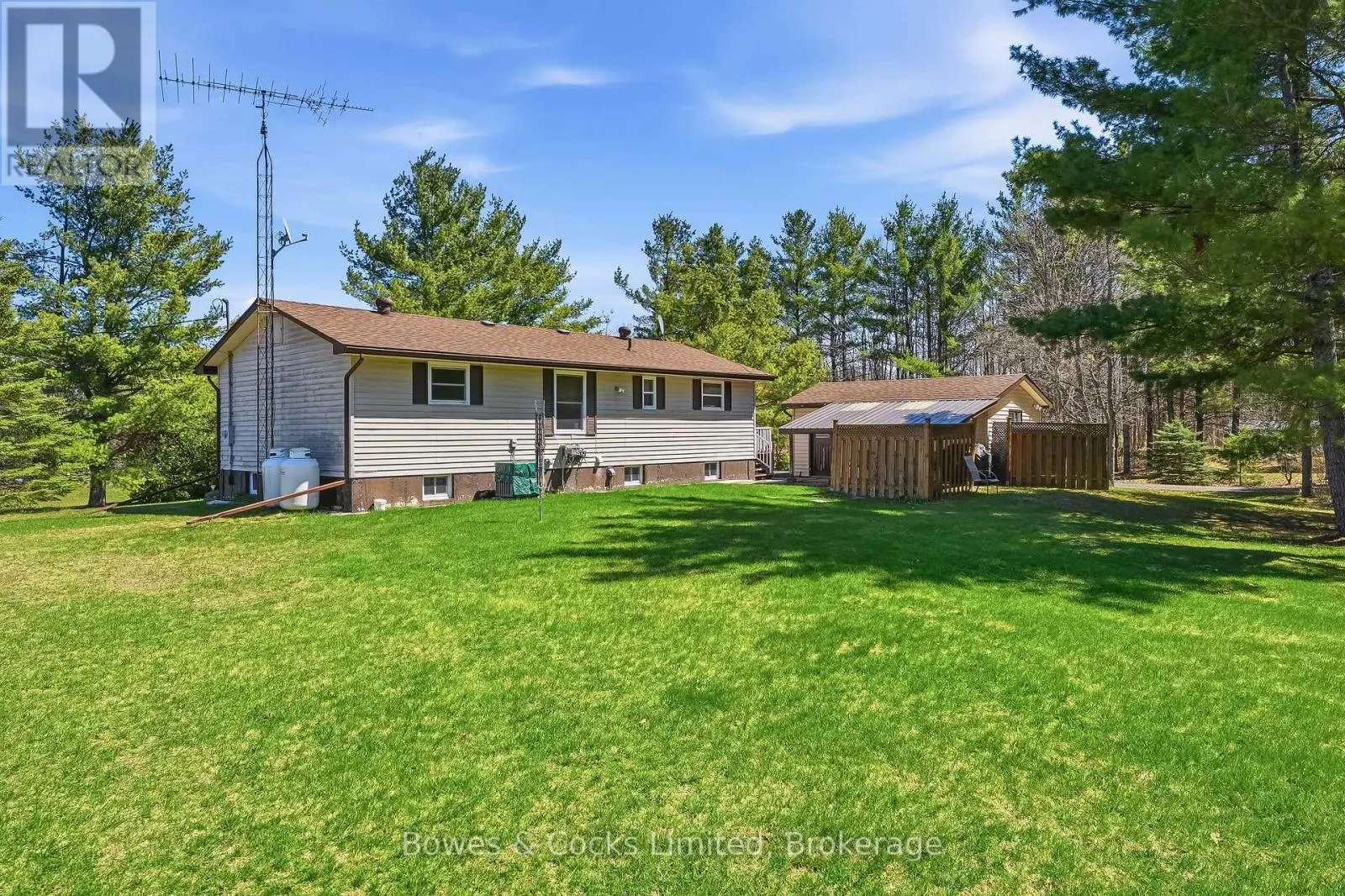 1044 COUNTY ROAD 40