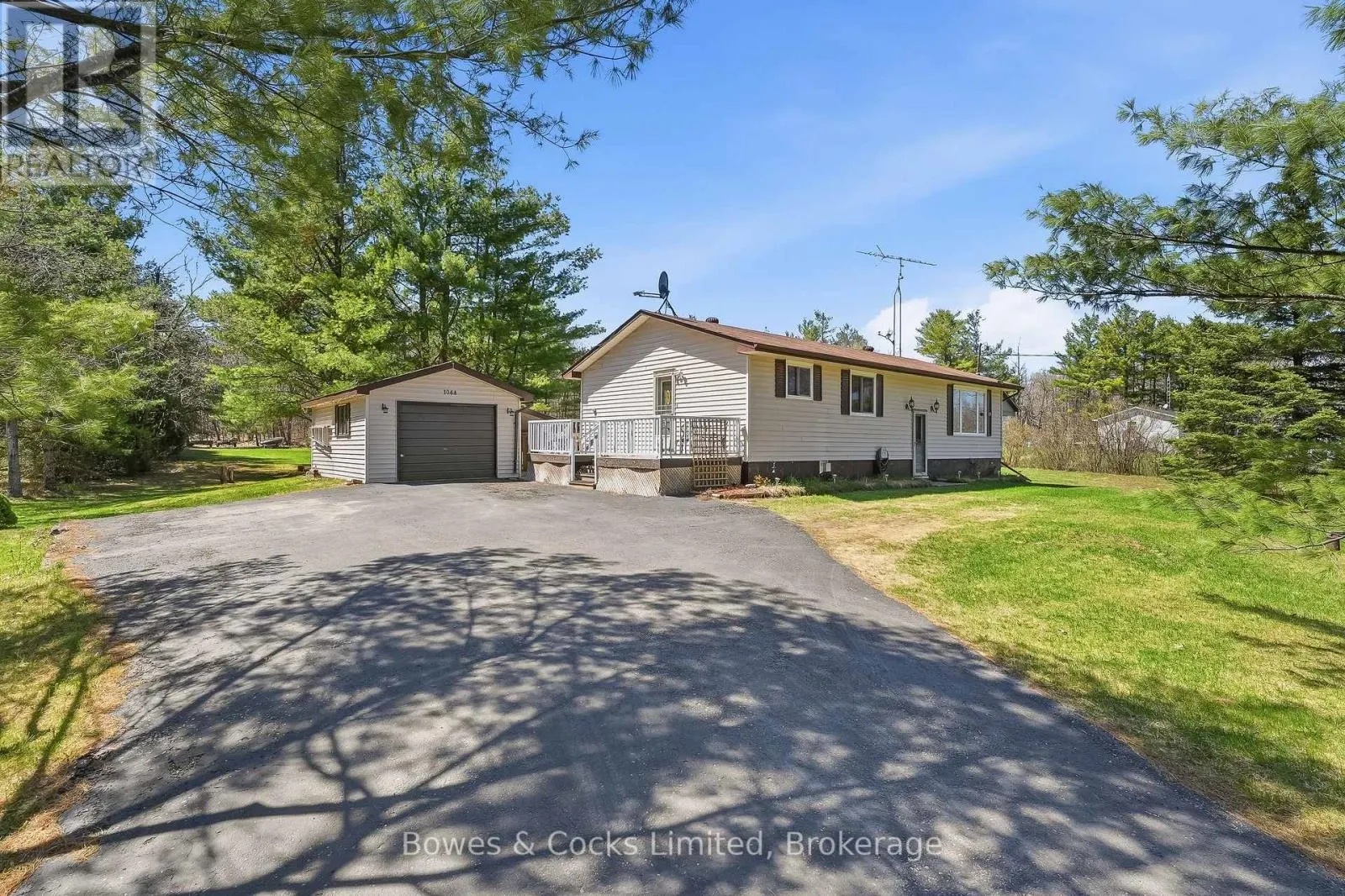 1044 COUNTY ROAD 40