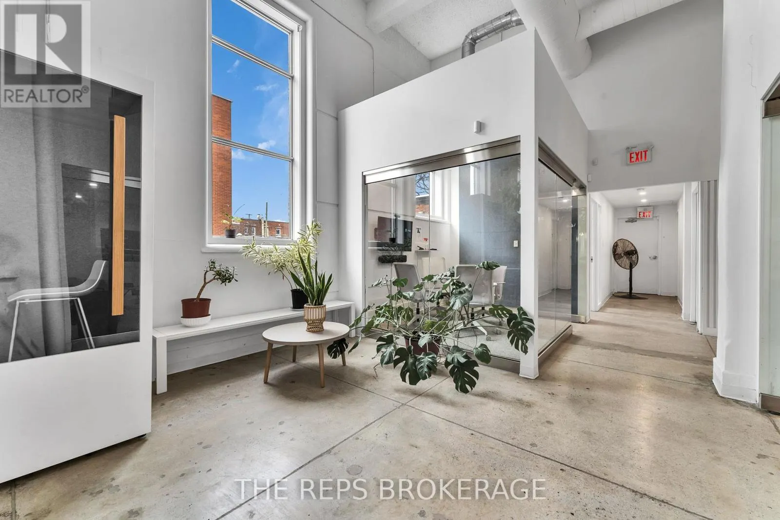 43-45 ECCLES STREET W