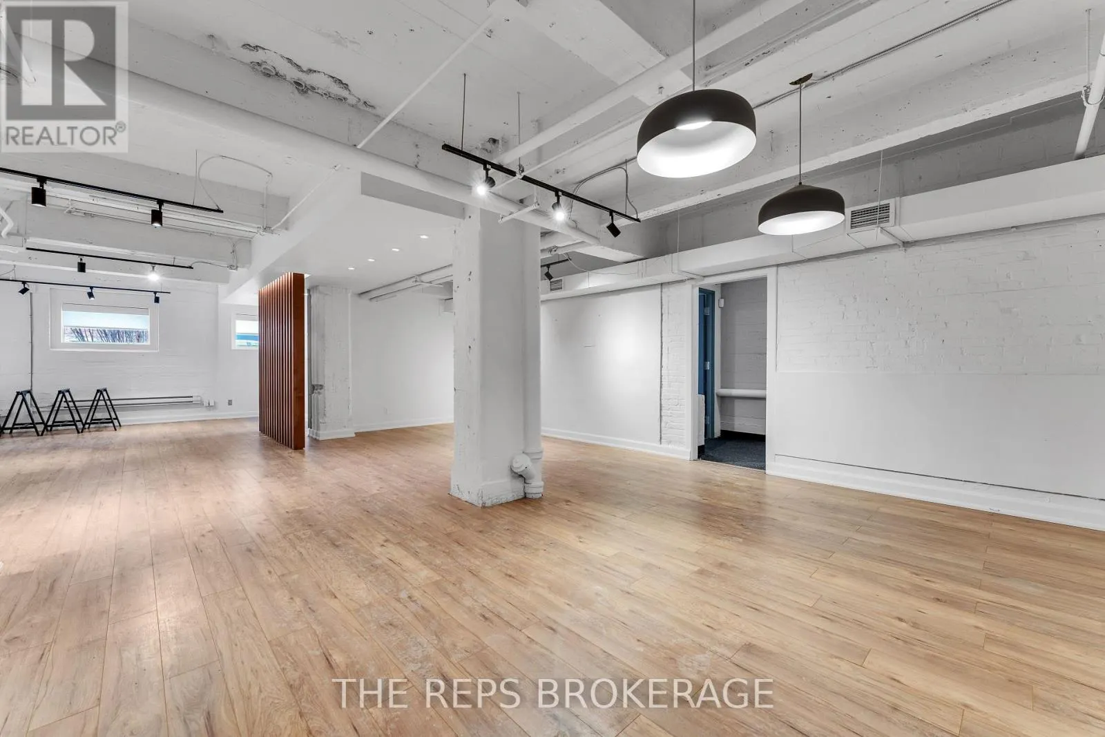 43-45 ECCLES STREET W