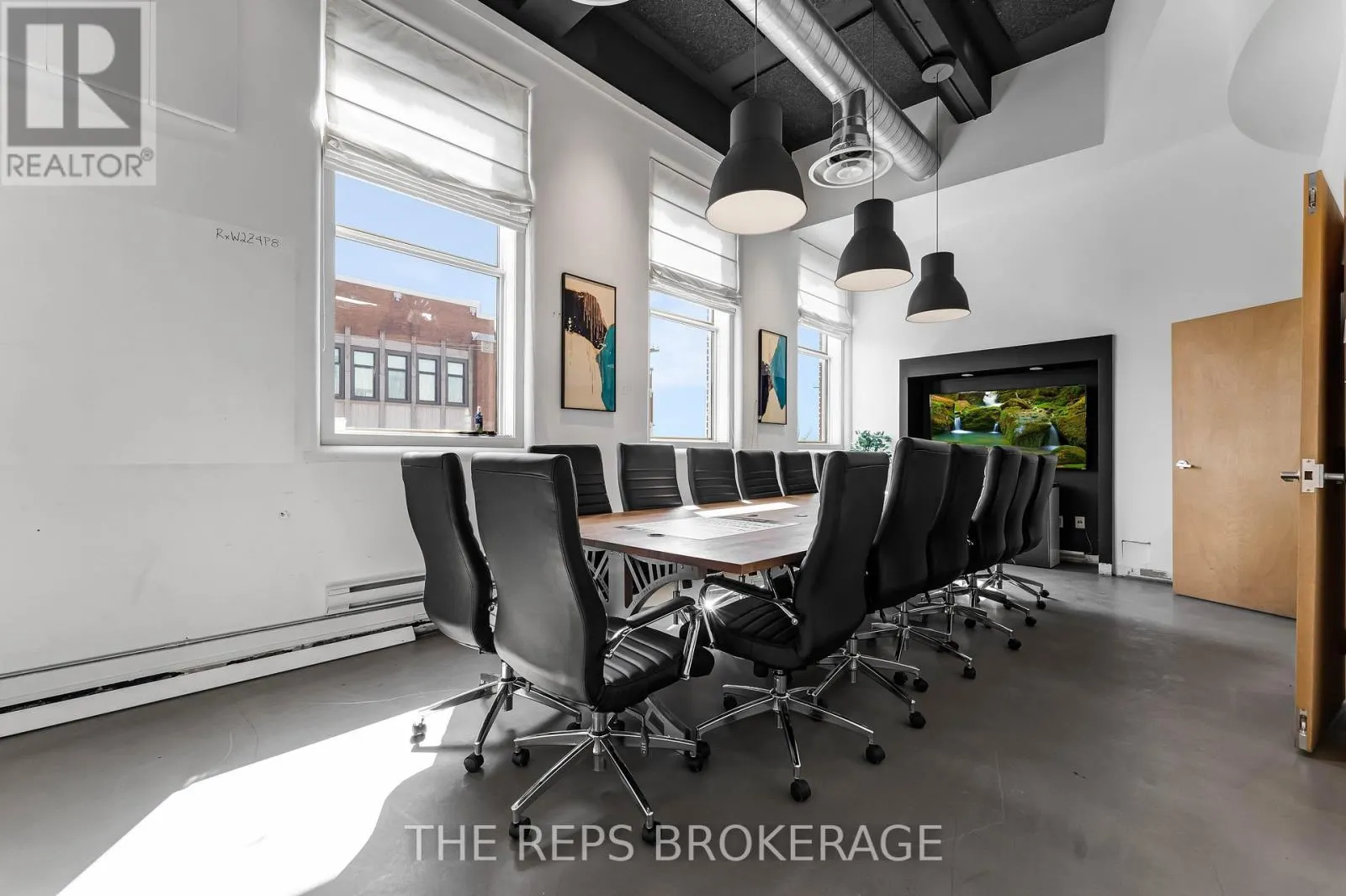 43-45 ECCLES STREET W