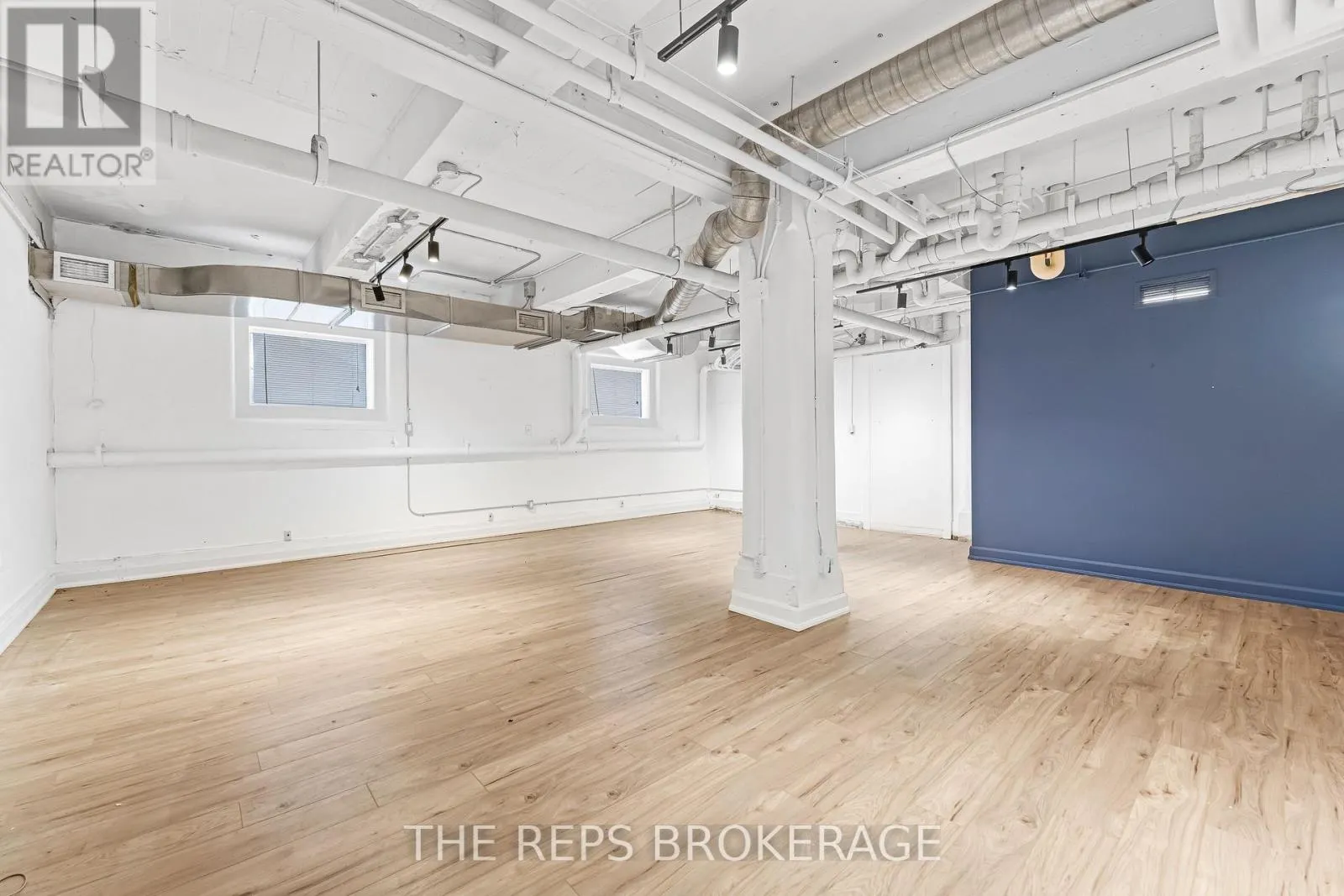 43-45 ECCLES STREET W