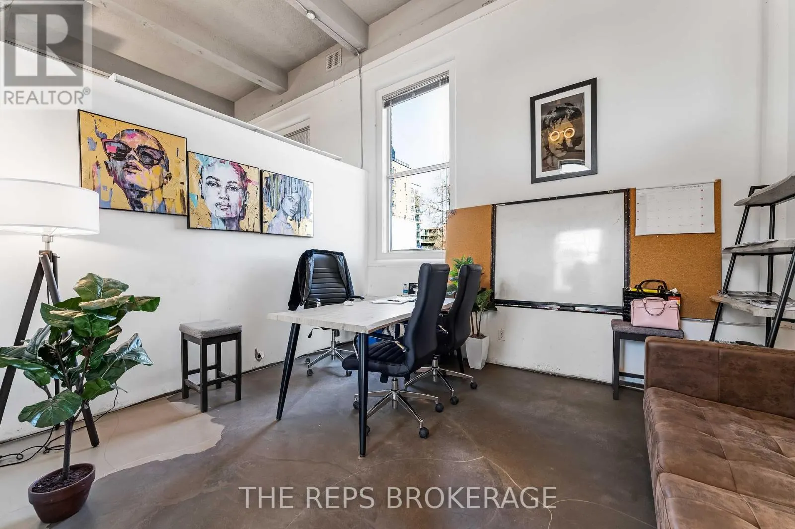 43-45 ECCLES STREET W