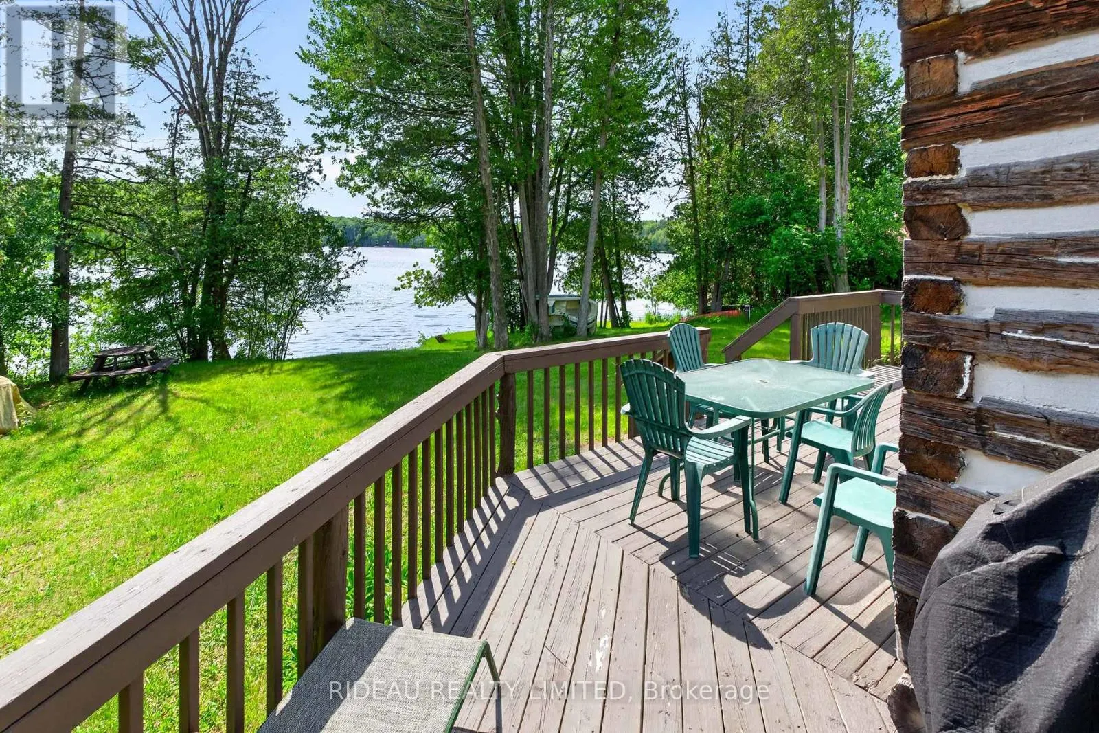 114 BAYS END LANE