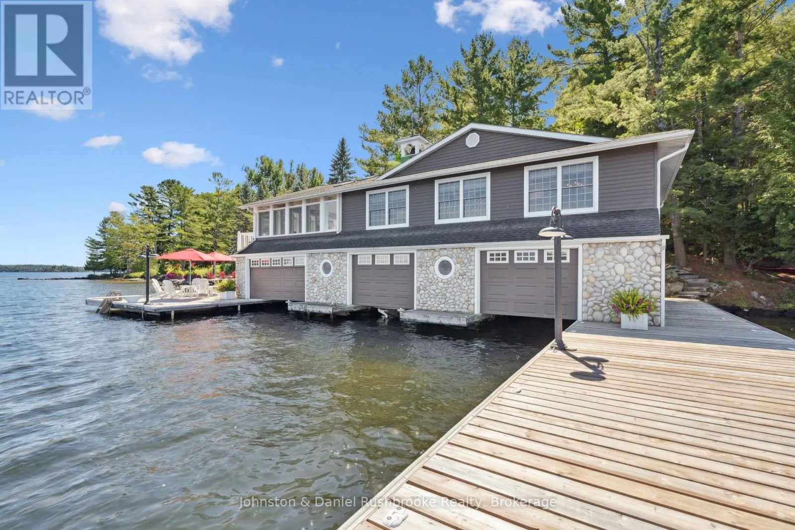 9 - 1167 ARMSTRONG POINT ROAD #9