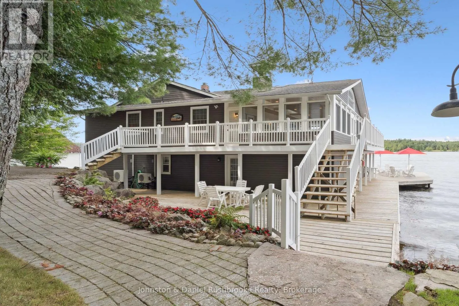 9 - 1167 ARMSTRONG POINT ROAD #9
