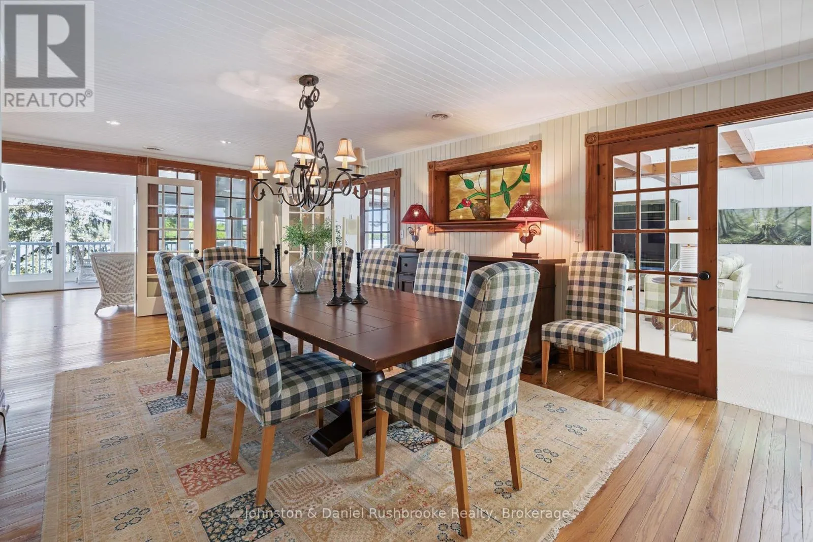 9 - 1167 ARMSTRONG POINT ROAD #9