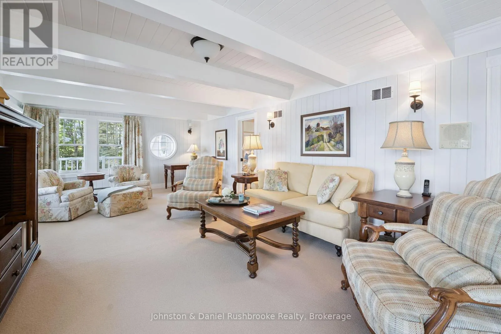 9 - 1167 ARMSTRONG POINT ROAD #9