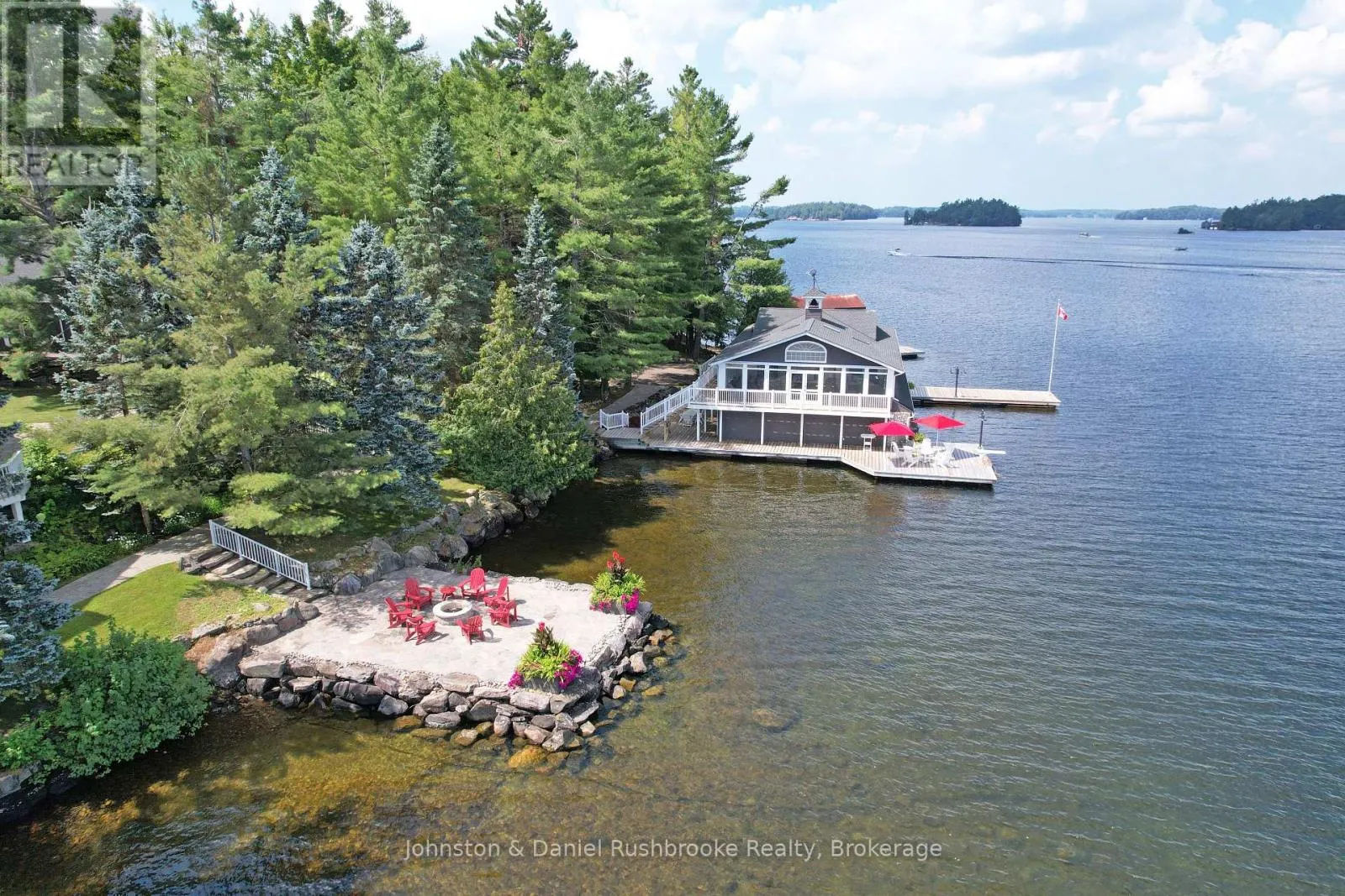 9 - 1167 ARMSTRONG POINT ROAD #9