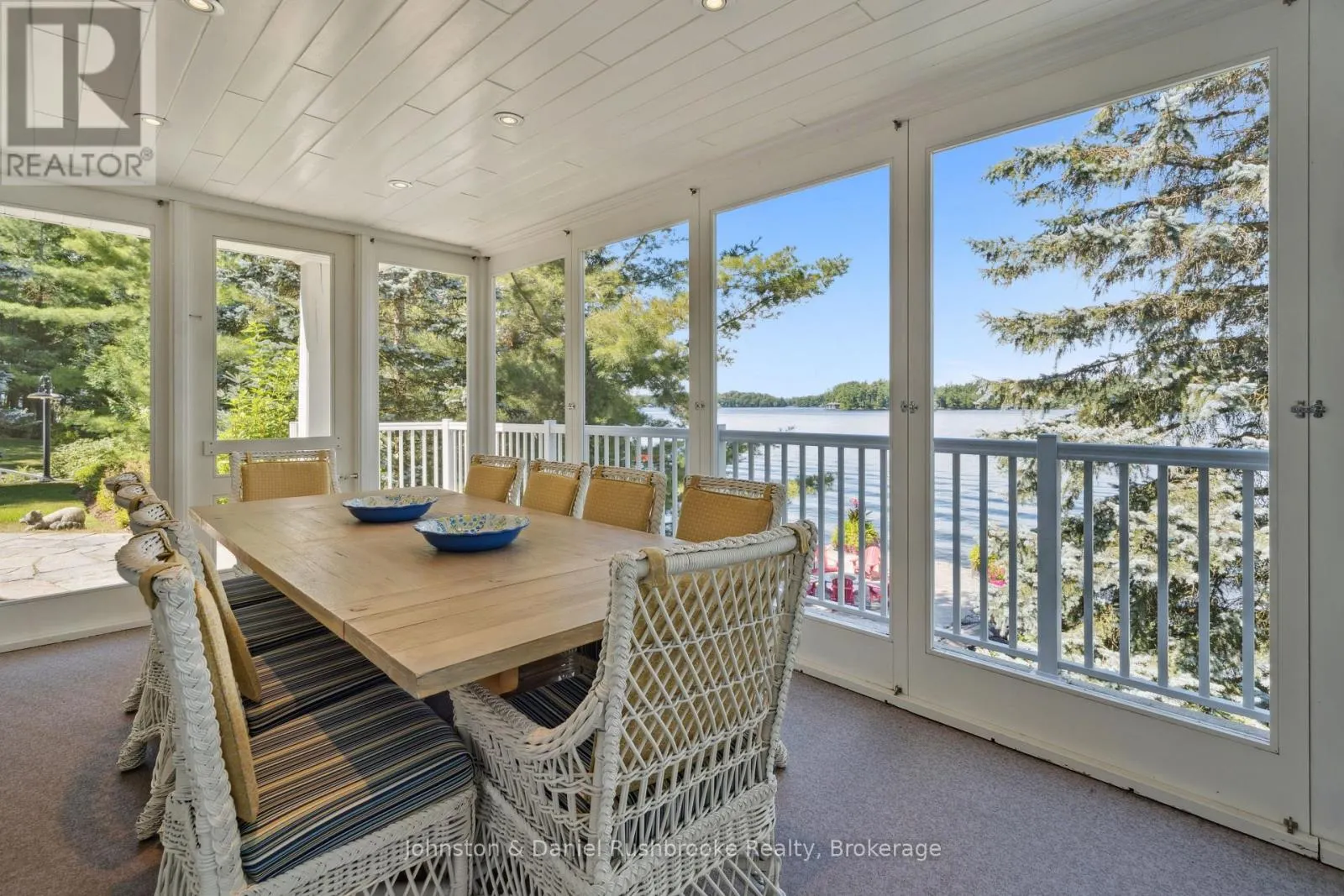 9 - 1167 ARMSTRONG POINT ROAD #9