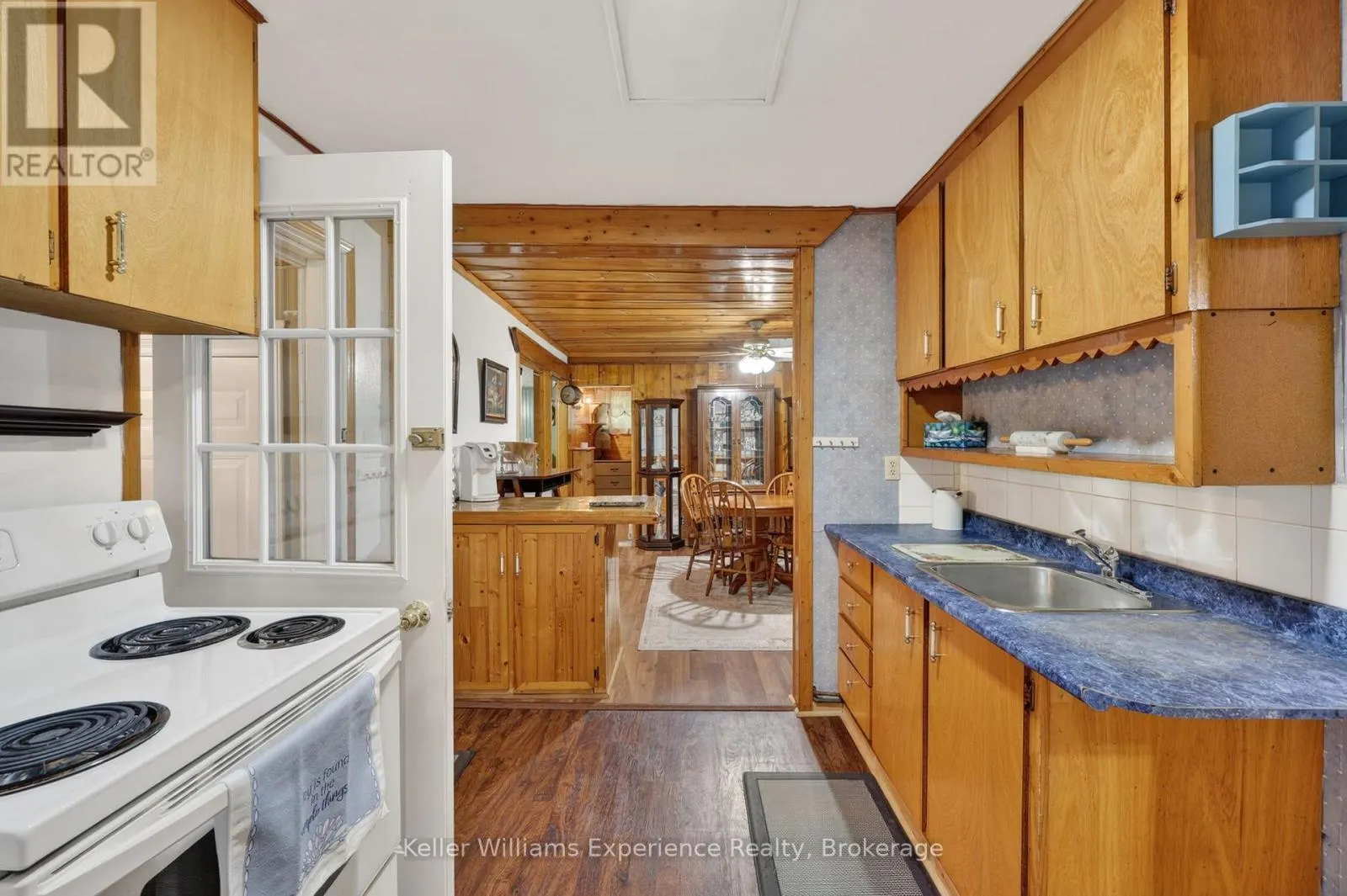 1133 SHERWOOD FOREST ROAD